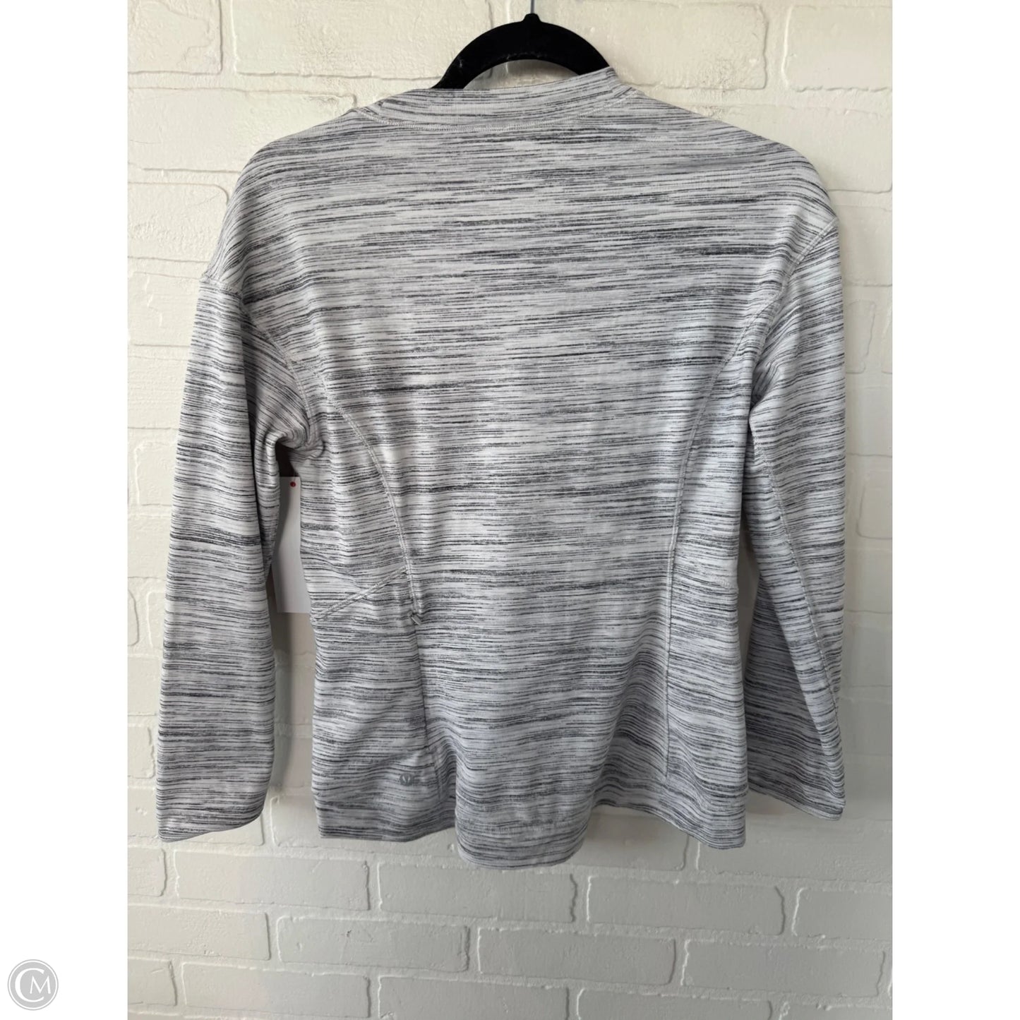 Athletic Top Long Sleeve Crewneck By Lululemon In Grey & White, Size: M