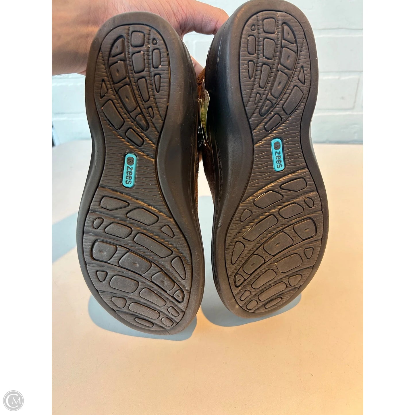 Shoes Sneakers By Bzees In Brown, Size: 8