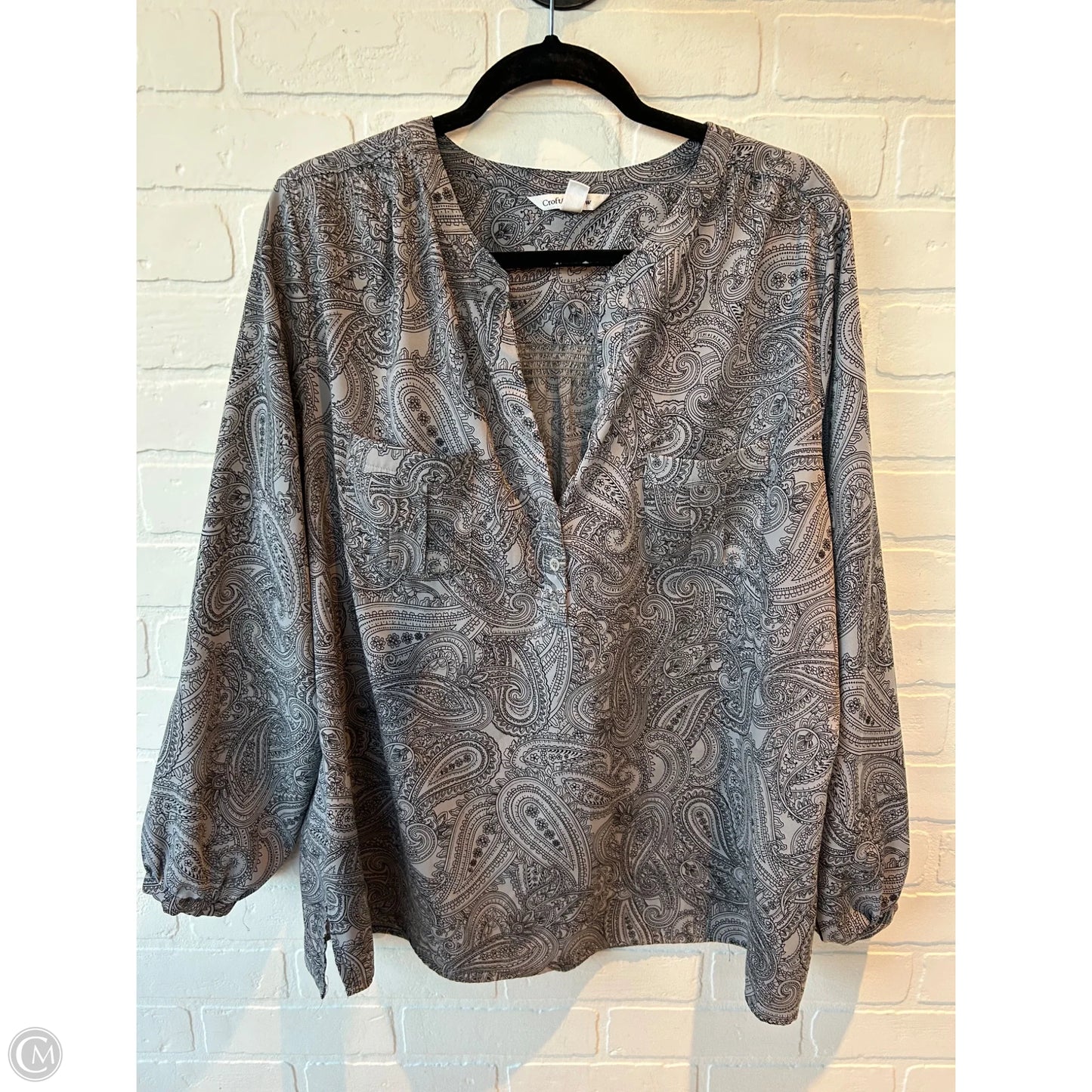 Top Long Sleeve By Croft And Barrow In Grey, Size: 2x