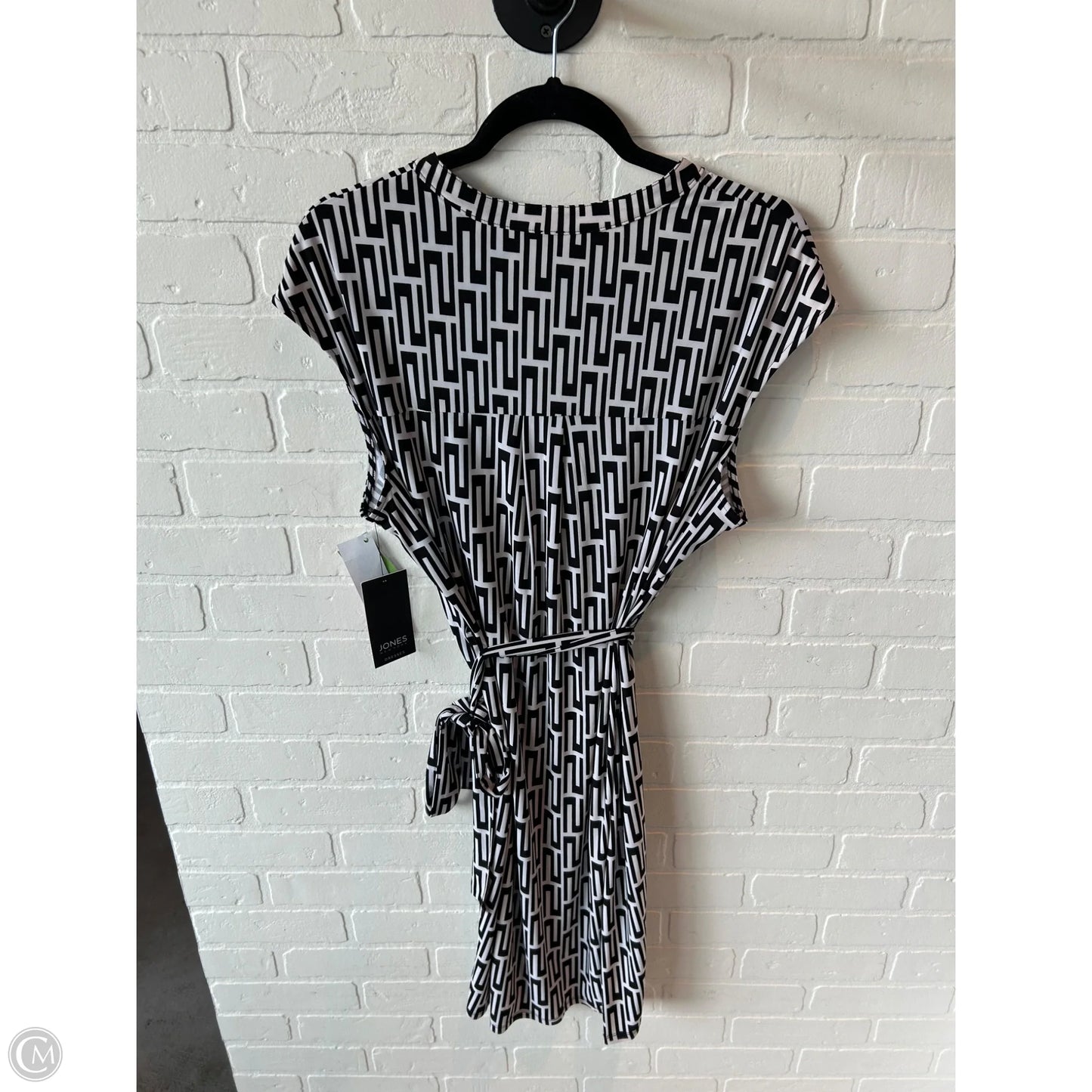 Dress Casual Short By Jones New York In Black & White, Size: M