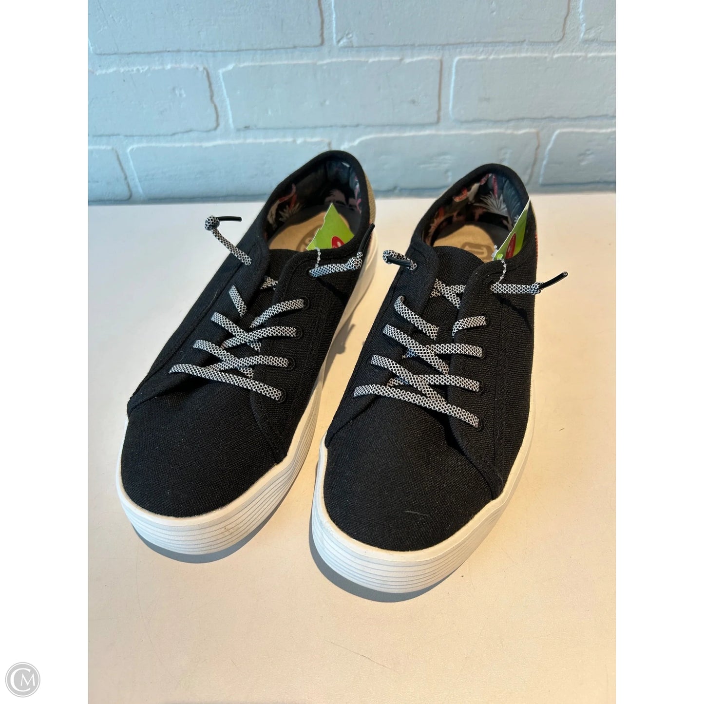 Shoes Sneakers By Hey Dude In Black & Brown, Size: 10