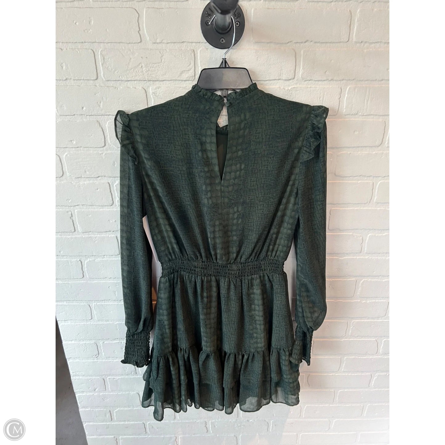 Dress Casual Short By Clothes Mentor In Green, Size: S