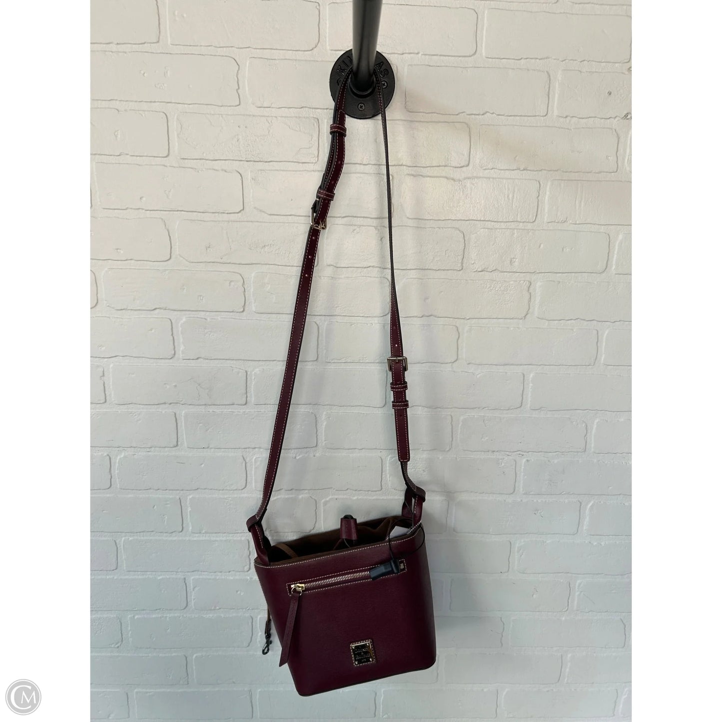 Crossbody Designer By Dooney And Bourke, Size: Medium