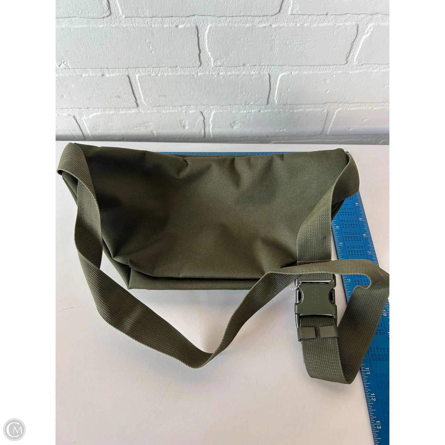 Belt Bag By Herschel, Size: Medium