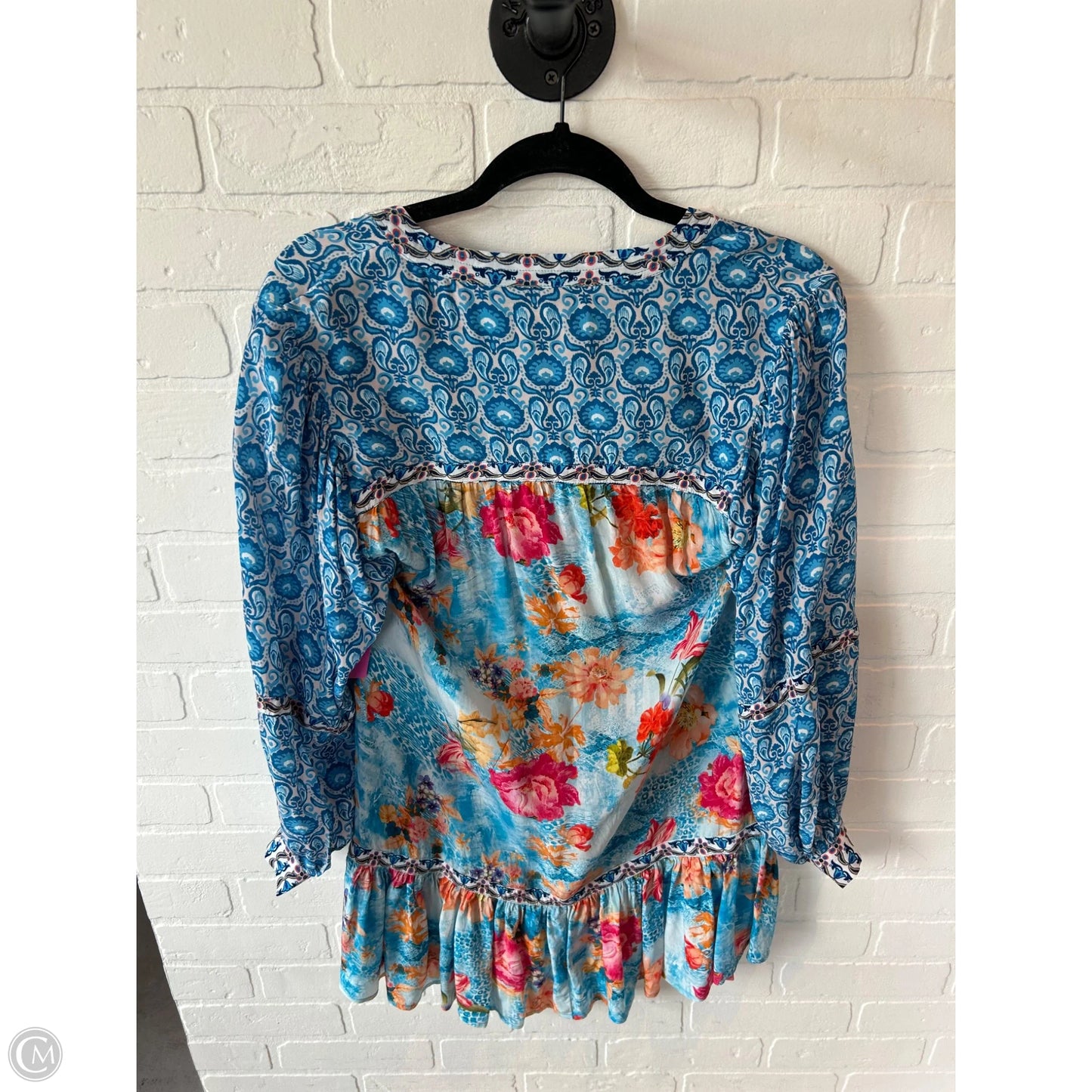 Top Long Sleeve By Tolani In Blue & Orange, Size: Xs