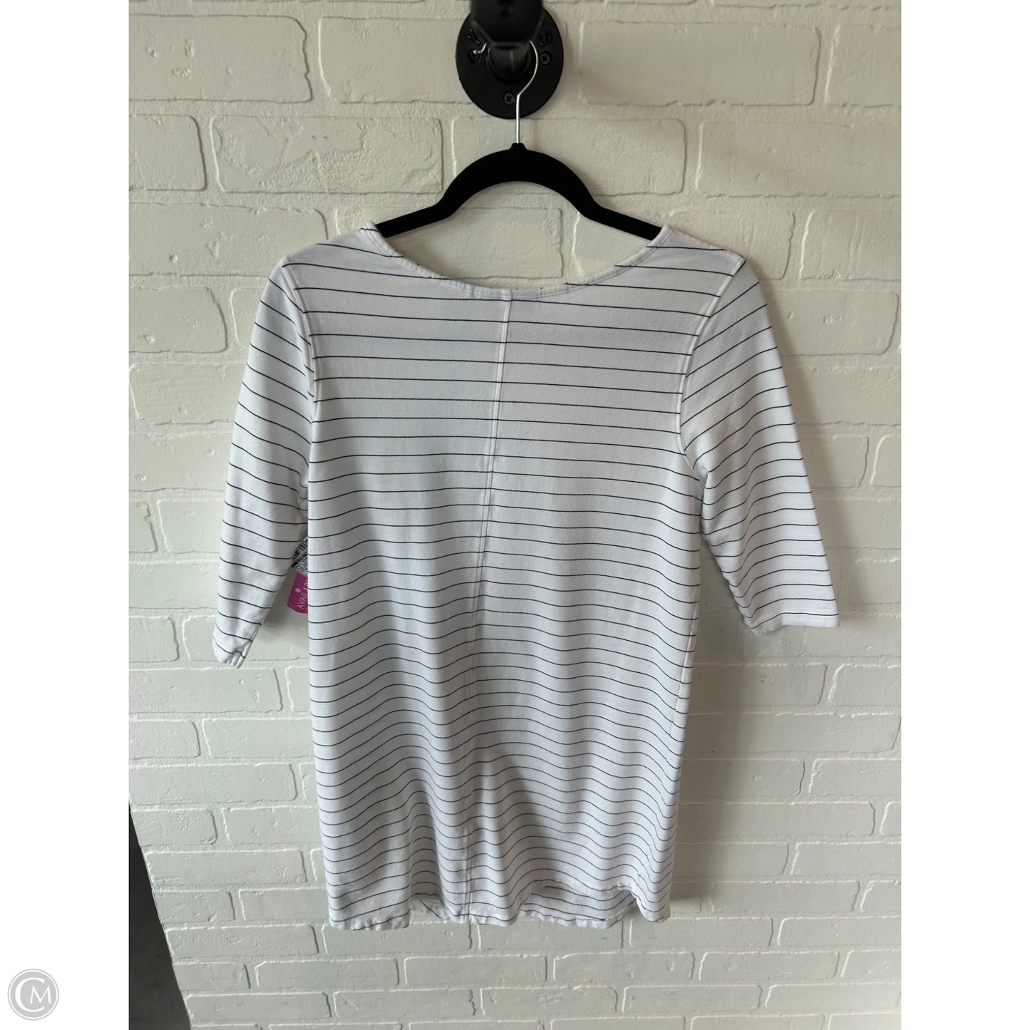 Dress Casual Short By Clothes Mentor In Blue & White, Size: S