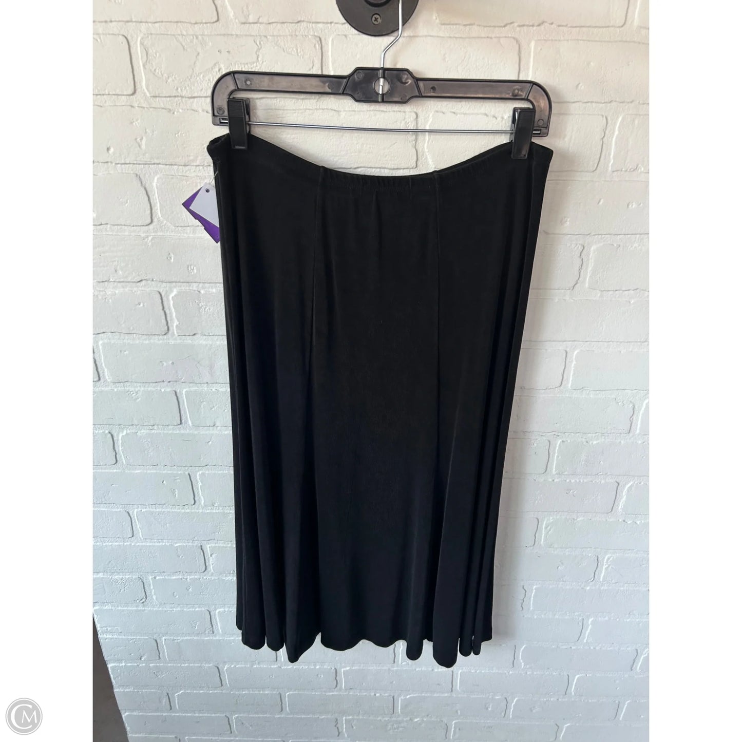 Skirt Midi By Clothes Mentor In Black, Size: 8