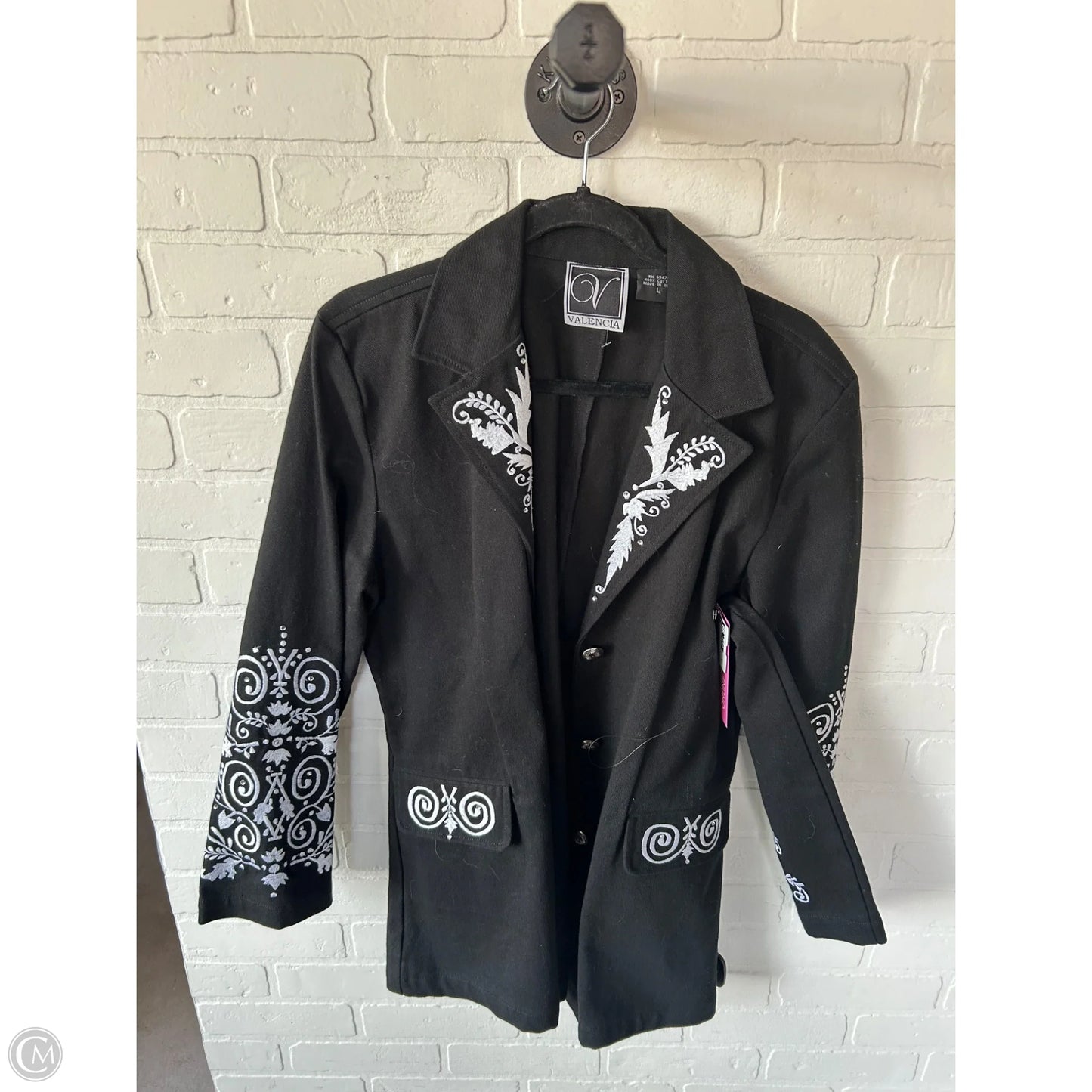 Blazer By Clothes Mentor In Black & White, Size: L