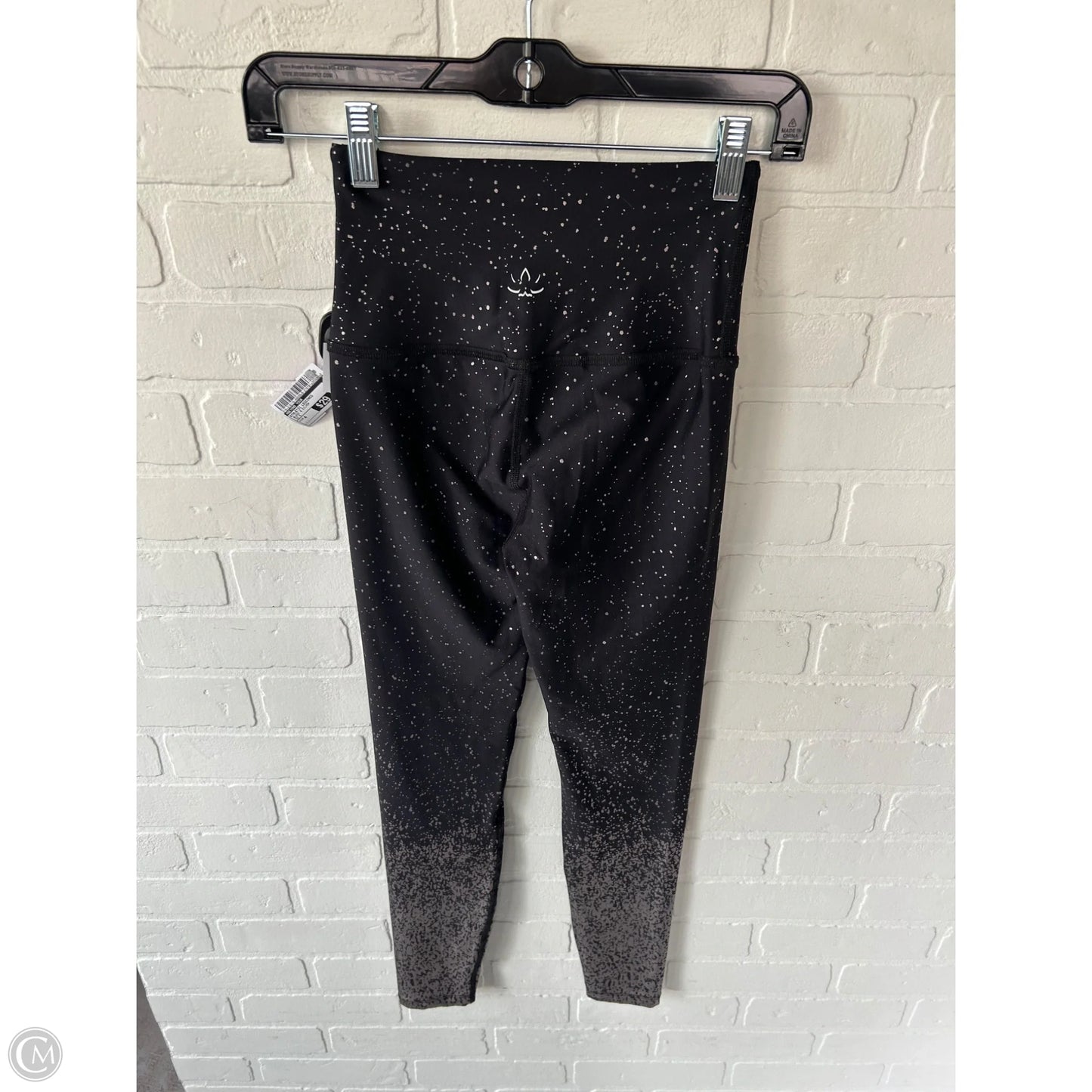 Athletic Leggings By Beyond Yoga In Black & Silver, Size: 4