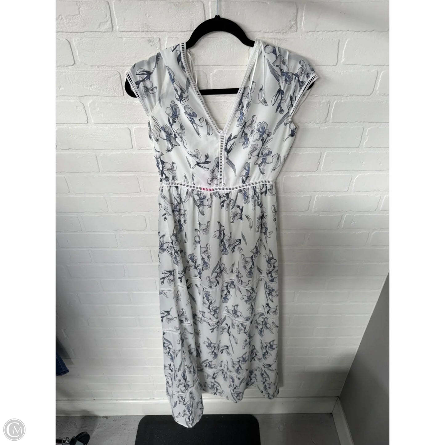 Dress Casual Maxi By Clothes Mentor In Blue & White, Size: S