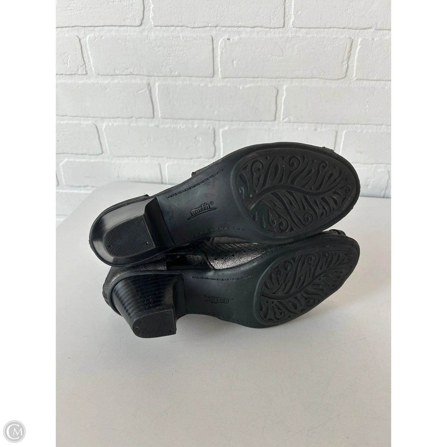 Sandals Heels Block By Earth In Grey, Size: 8.5