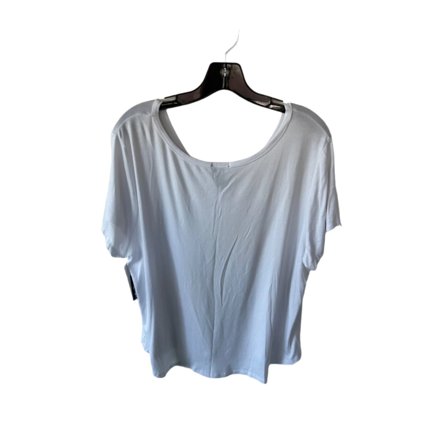 Top Short Sleeve Basic By Justify In White, Size: 1x