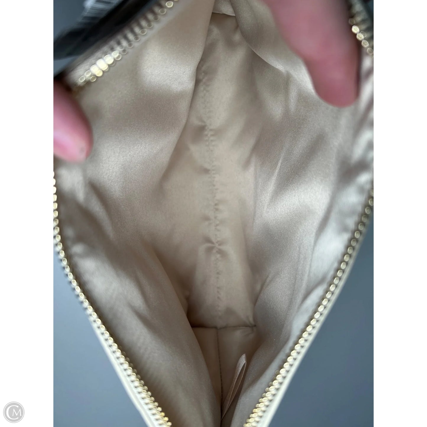 Makeup Bag By Estee Lauder, Size: Medium