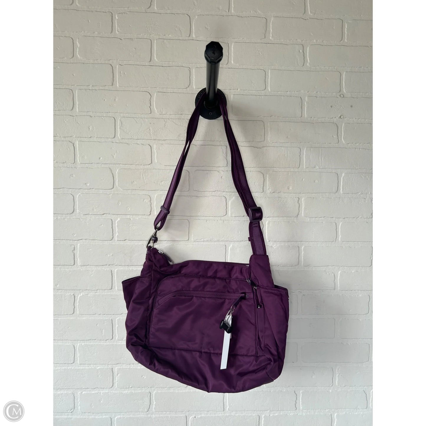 Handbag By Clothes Mentor, Size: Medium