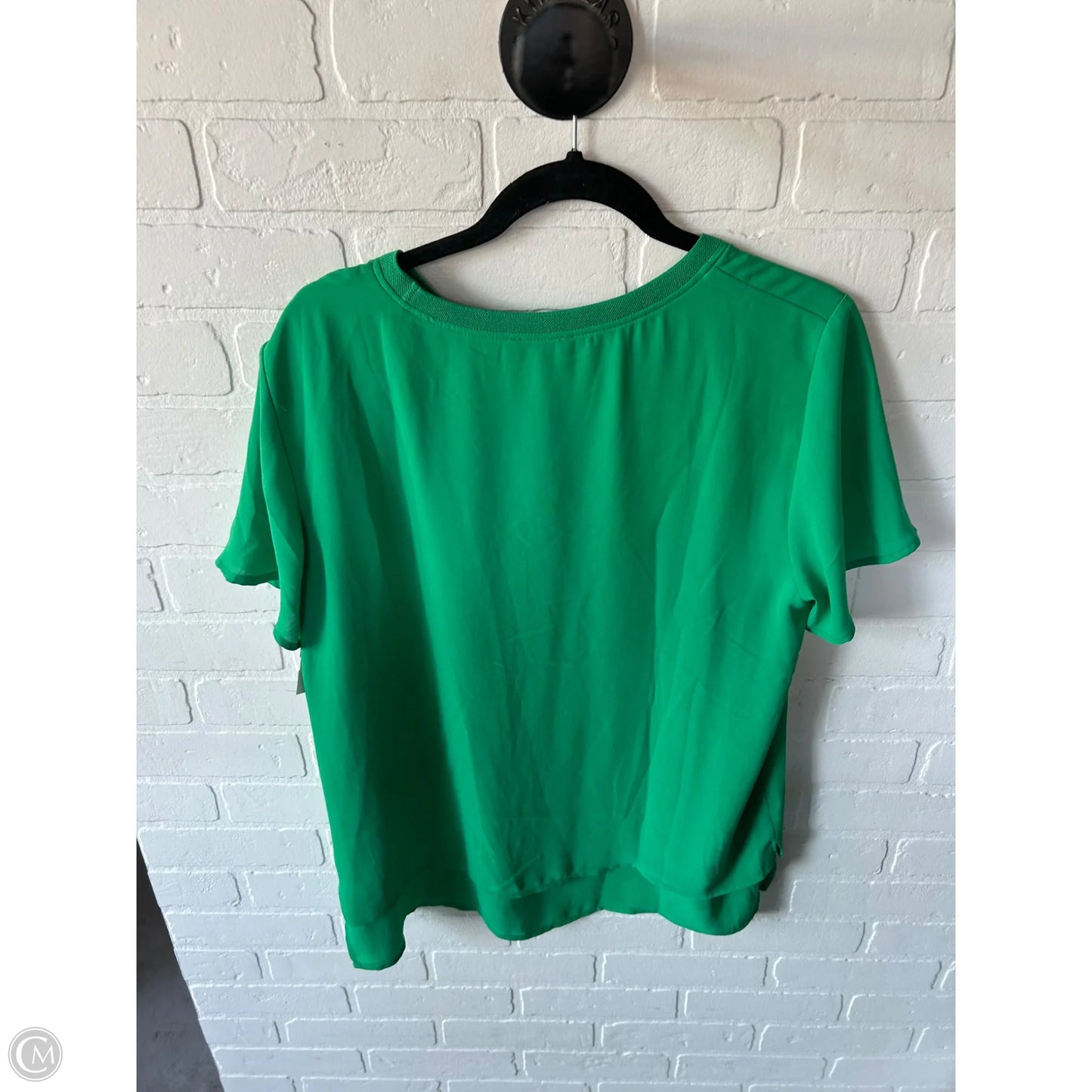 Top Short Sleeve By Hilary Radley In Green, Size: M