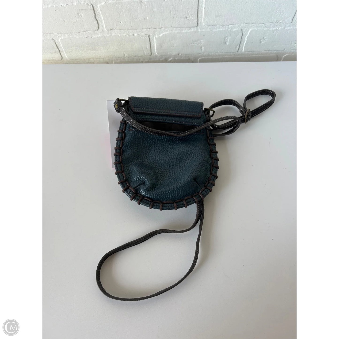 Crossbody Leather By Chala, Size: Small