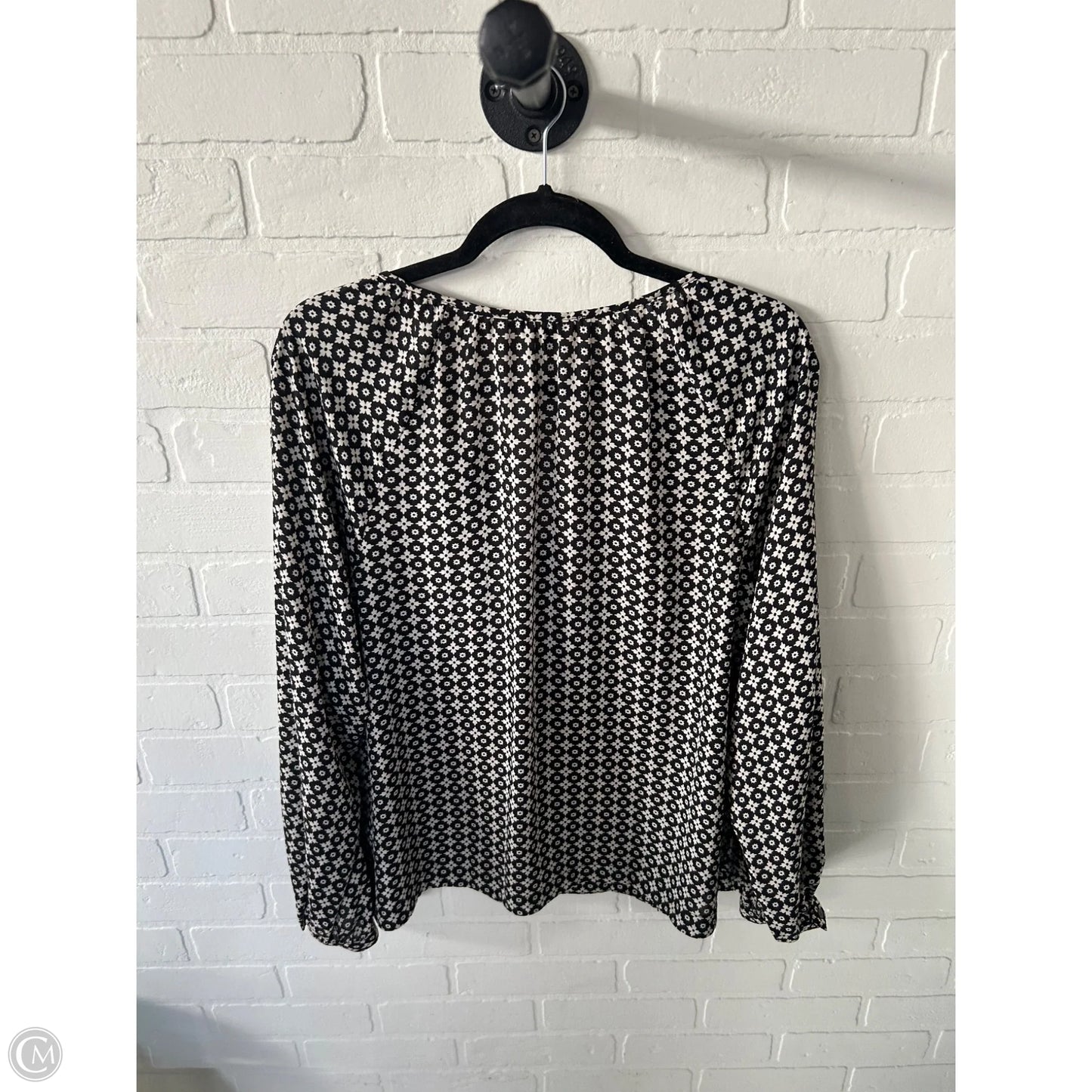 Top Long Sleeve By Loft In Black & White, Size: M