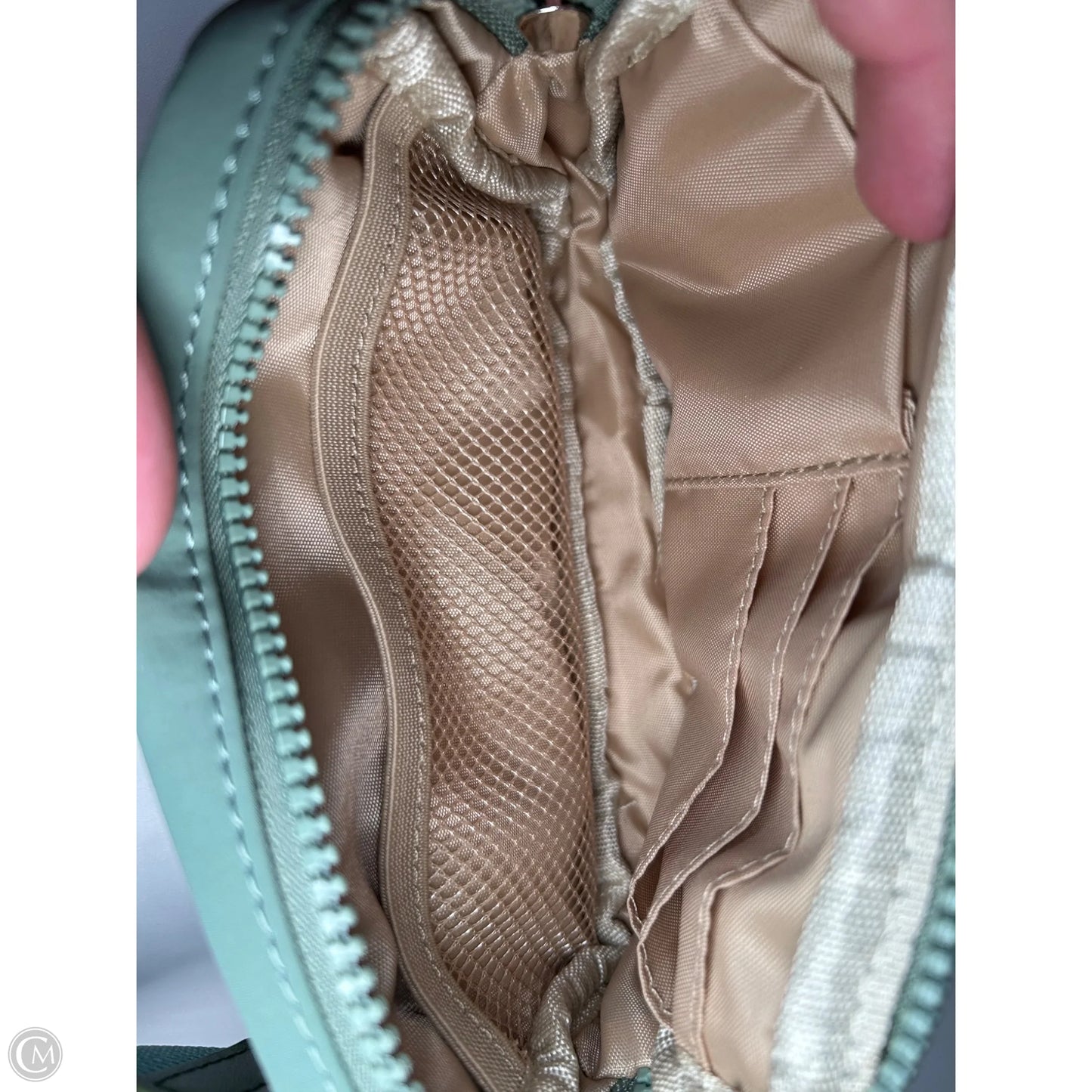 Wristlet By Clothes Mentor, Size: Small