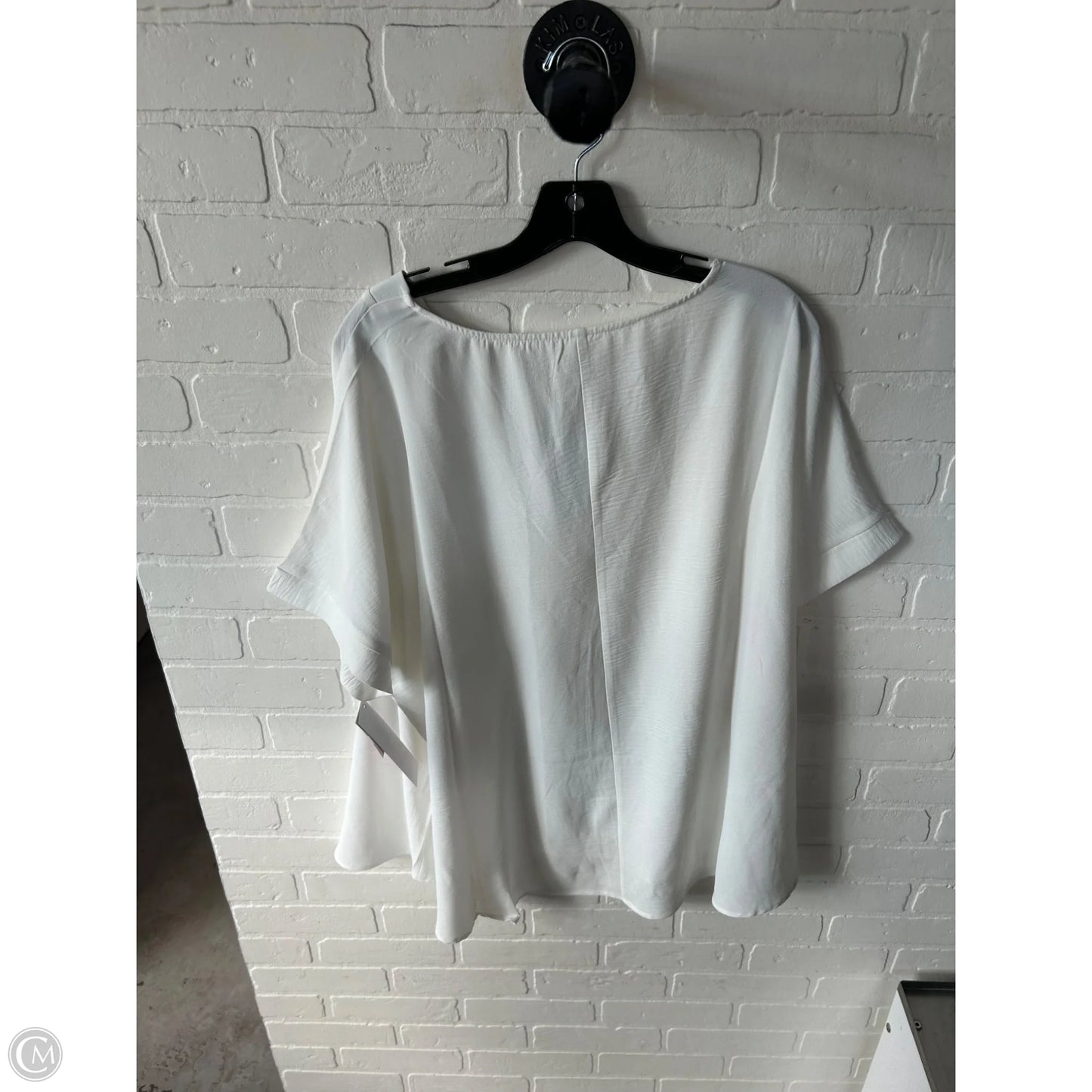 Top Short Sleeve By Zenana In White, Size: 3x