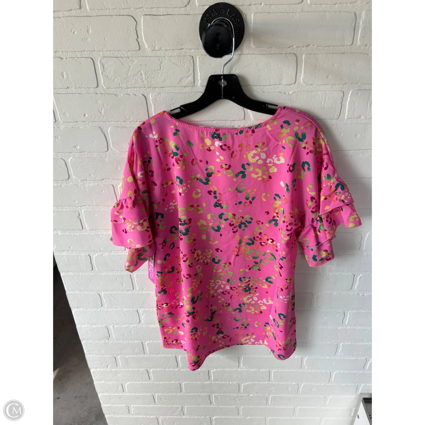 Top Short Sleeve By Heimish Usa In Pink, Size: L