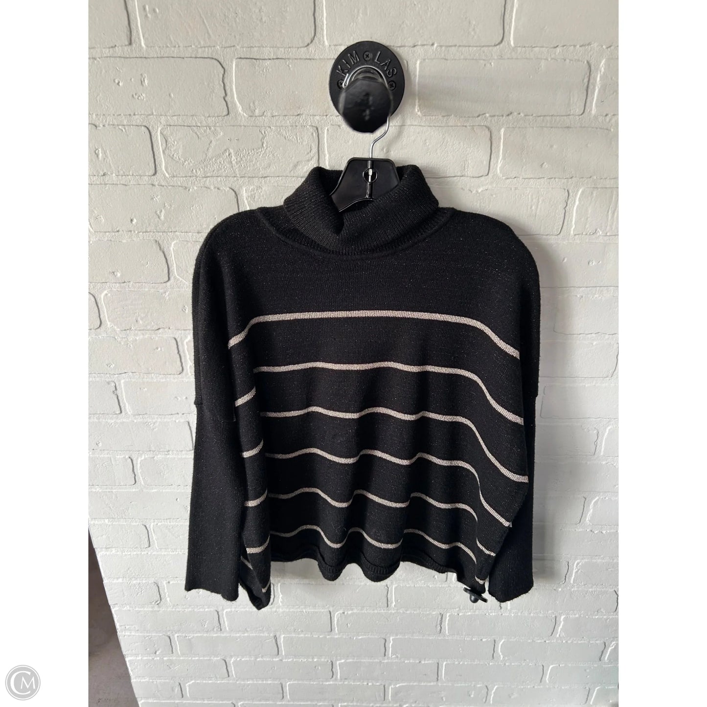 Sweater By Cupcakes And Cashmere In Black & Gold, Size: S