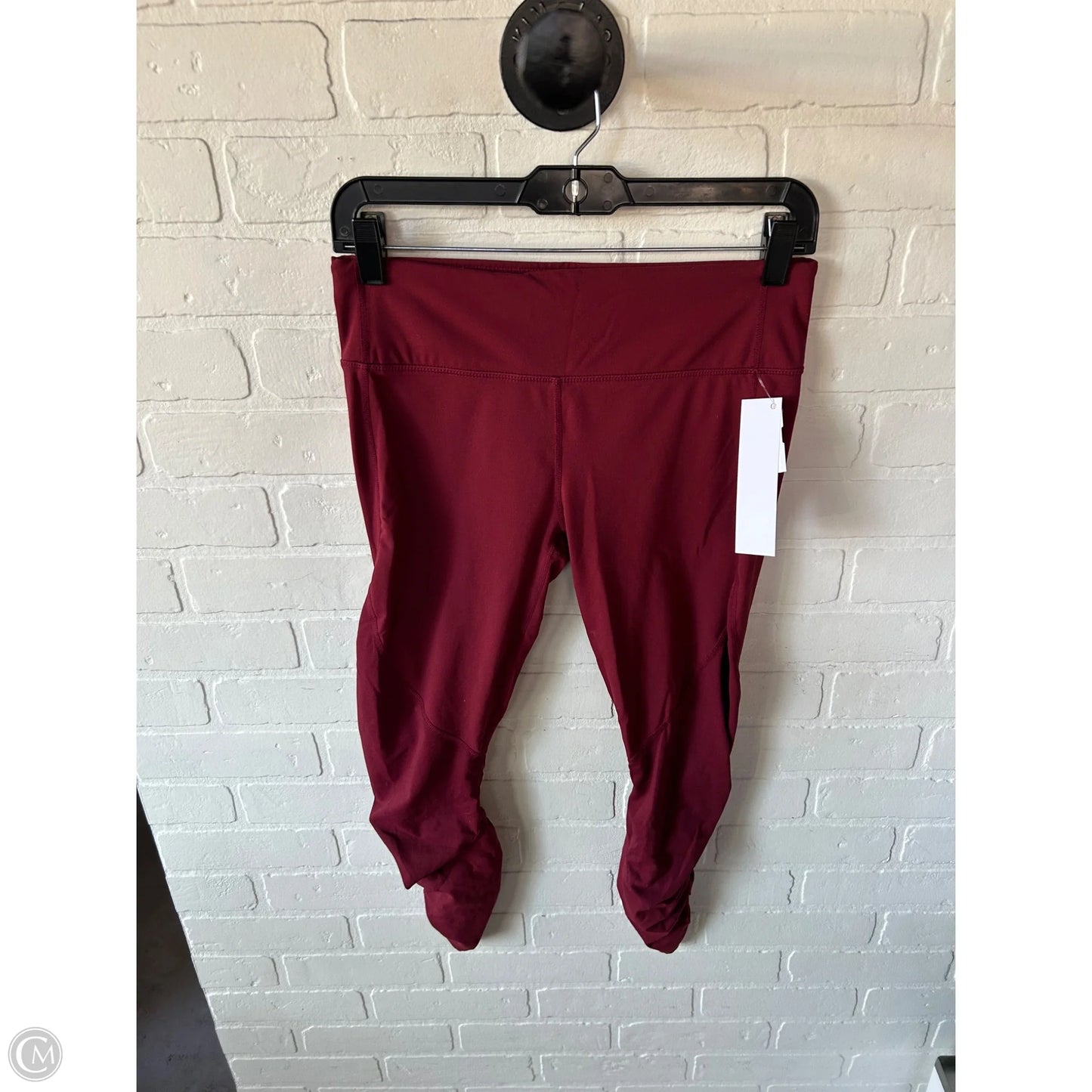 Athletic Leggings Capris By Fabletics In Red, Size: 8