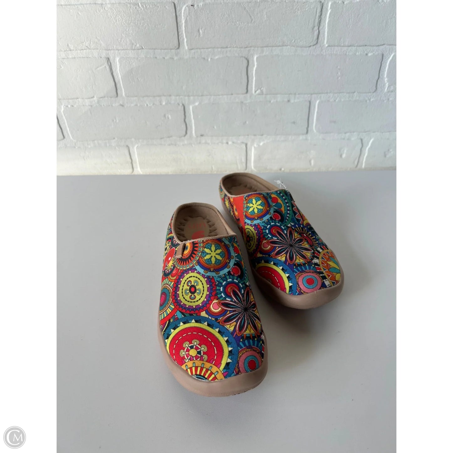 Shoes Flats By Clothes Mentor In Blue & Red, Size: 7