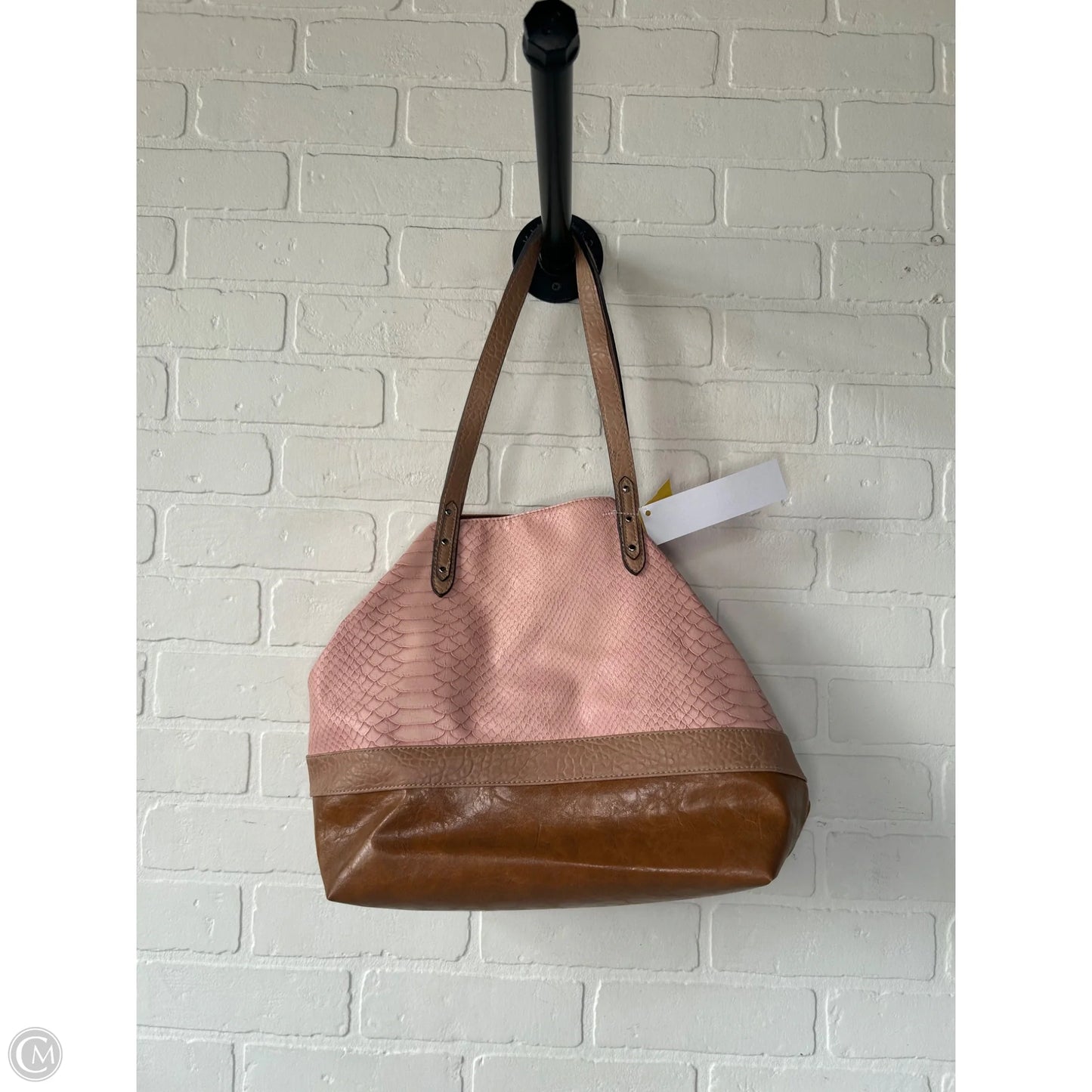Handbag By Clothes Mentor, Size: Medium