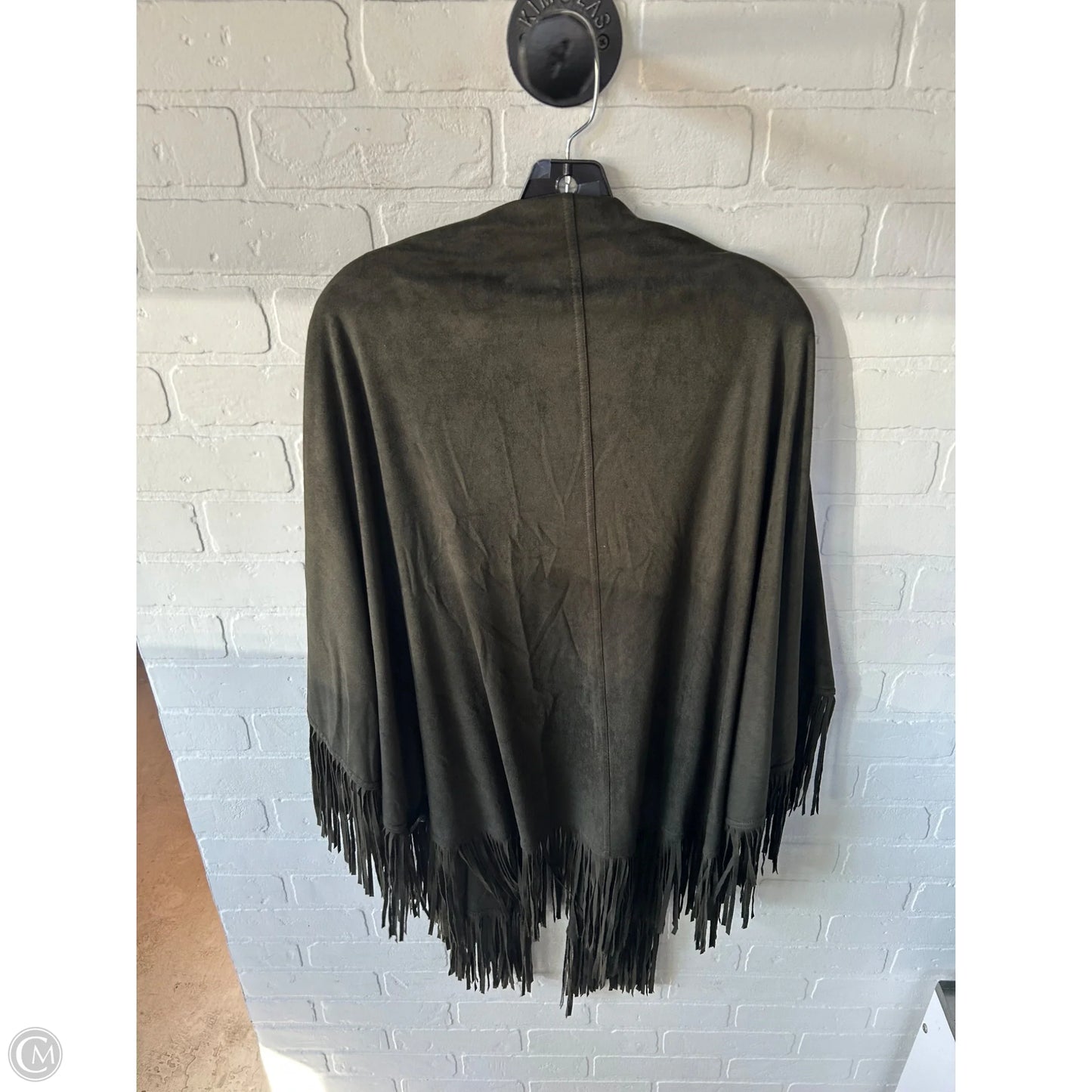 Shawl By White House Black Market In Green, Size: Osfm