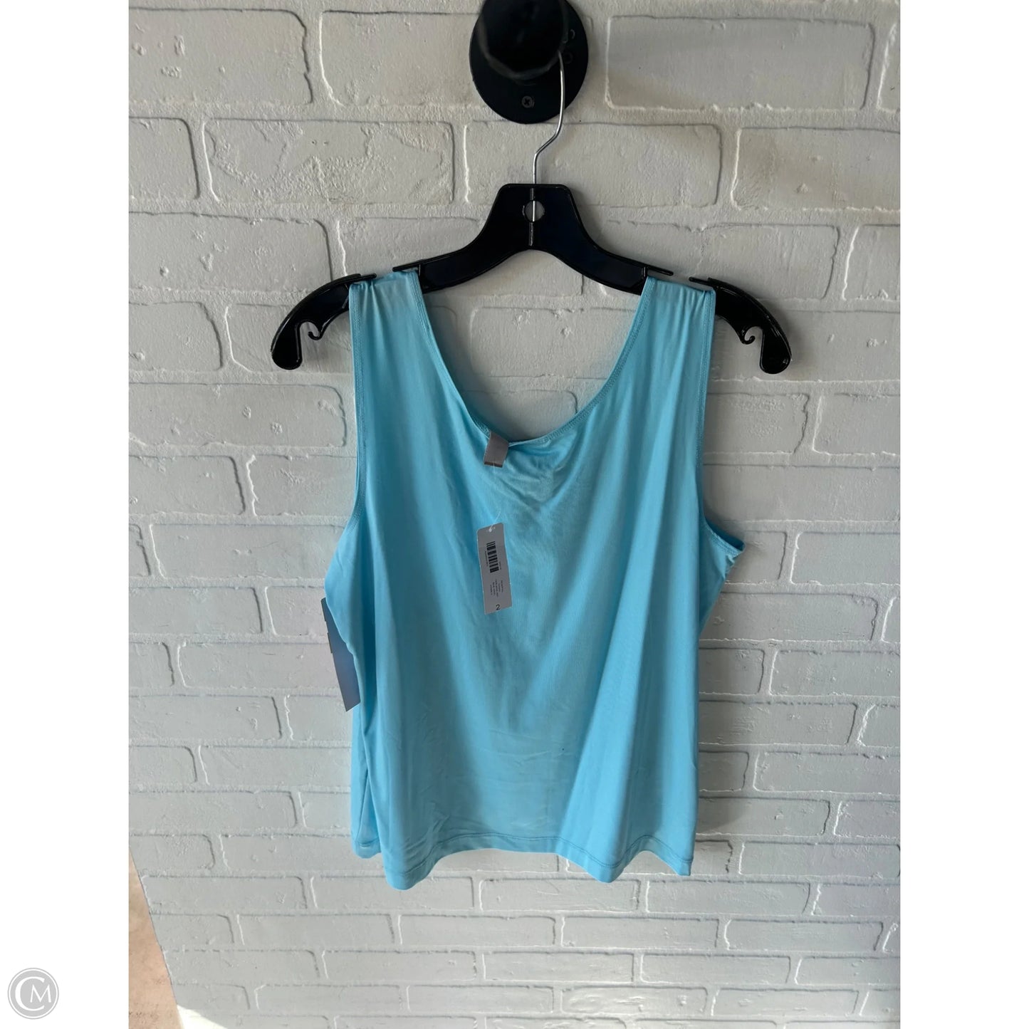 Top Sleeveless Basic By Chicos In Blue, Size: L