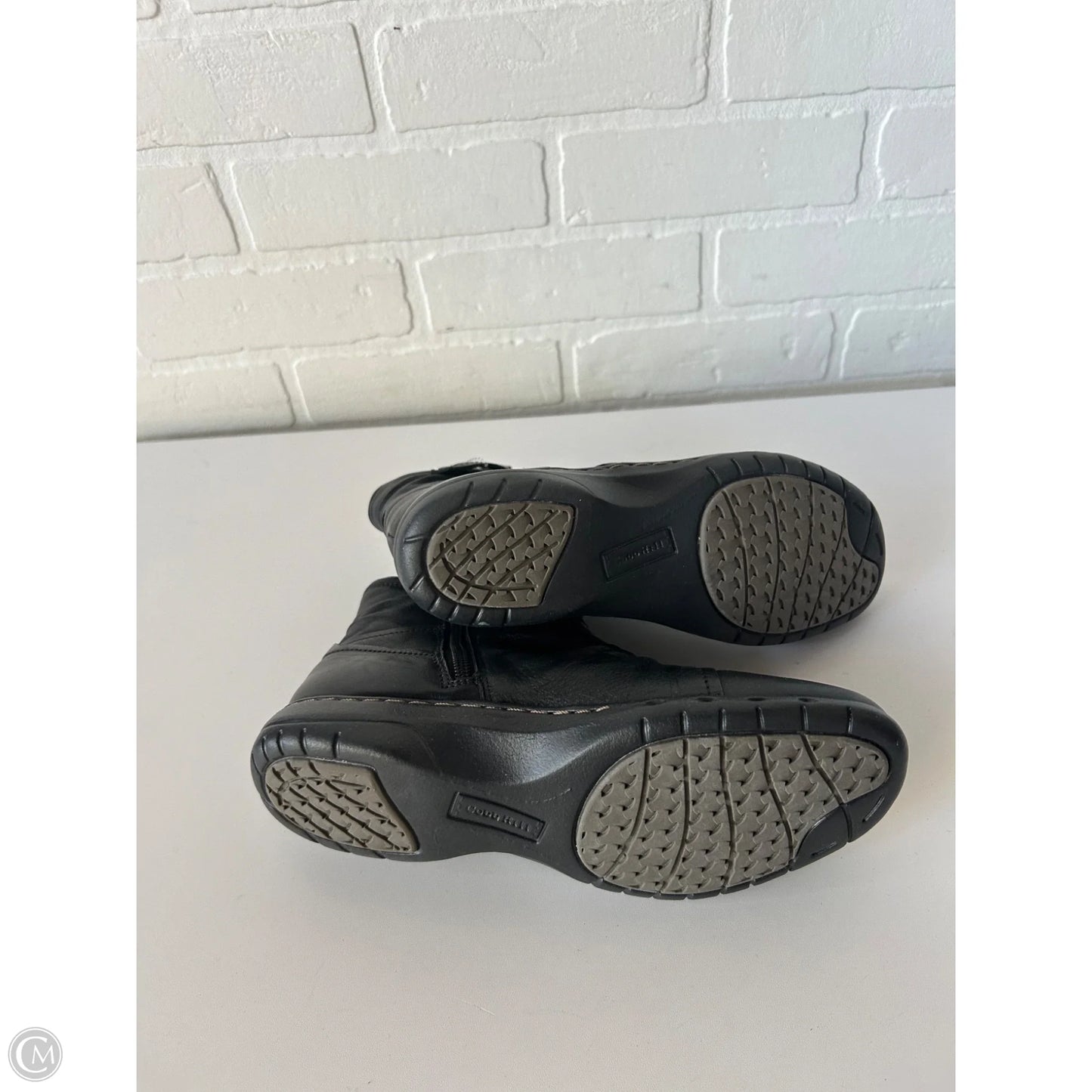 Boots Ankle Flats By Cobb Hill In Black, Size: 6