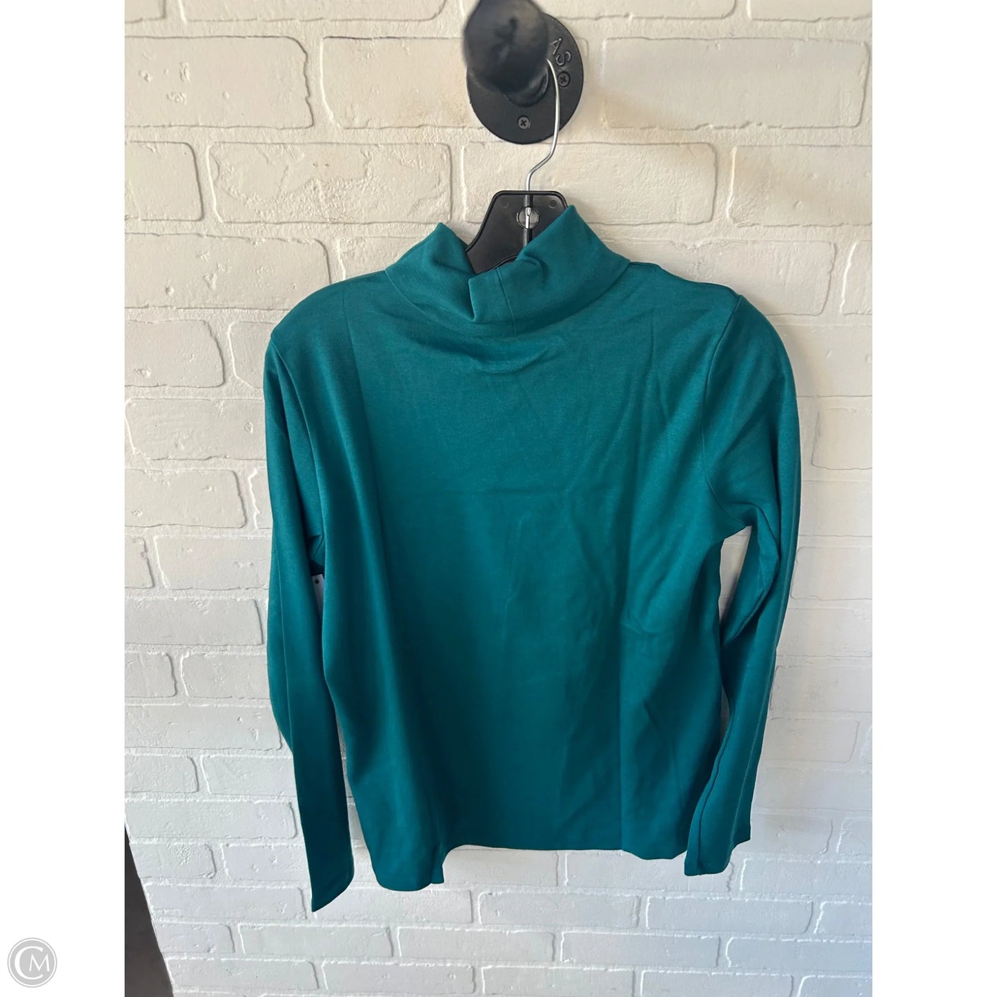 Top Long Sleeve Basic By L.l. Bean In Green, Size: M