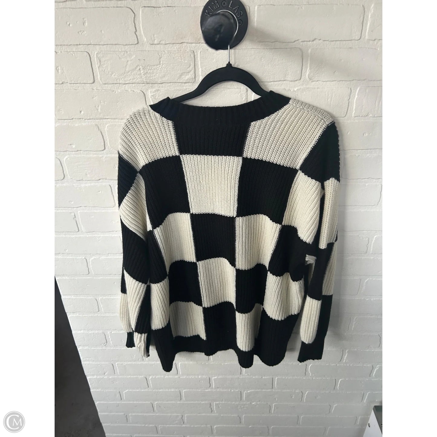 Sweater By Torrid In Black & White, Size: 1x