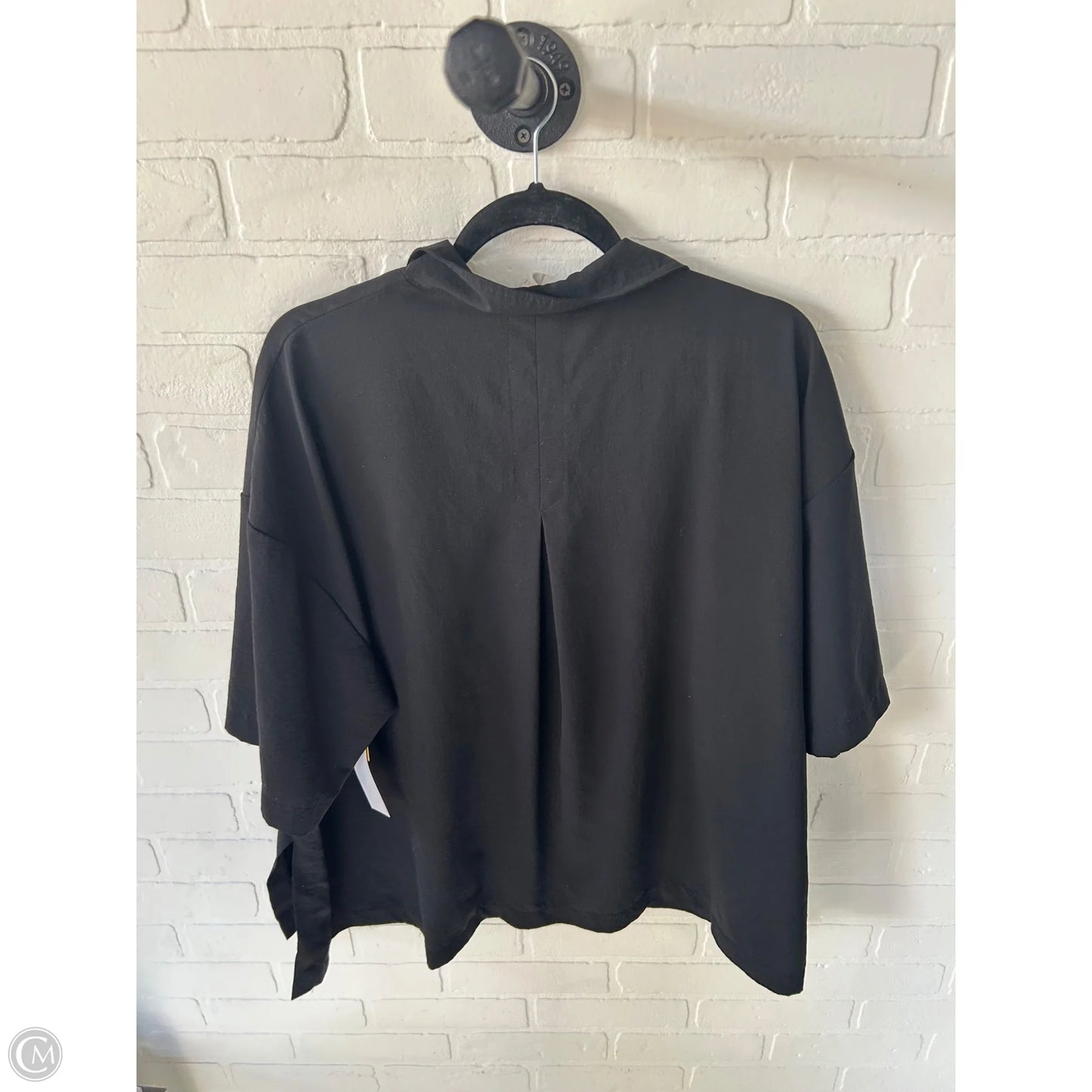 Top Short Sleeve By Glam In Black, Size: L