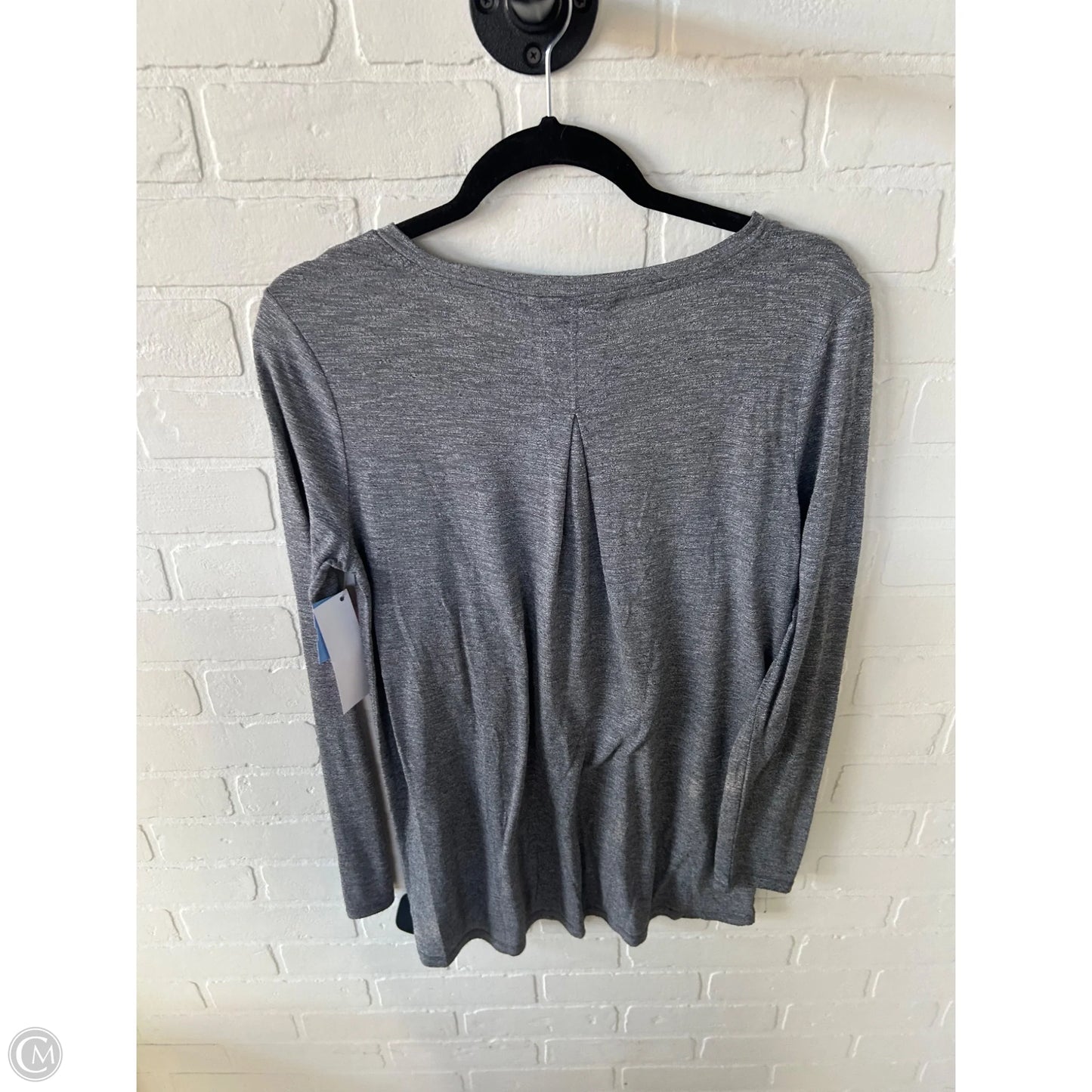 Athletic Top Long Sleeve Crewneck By Athleta In Grey, Size: M