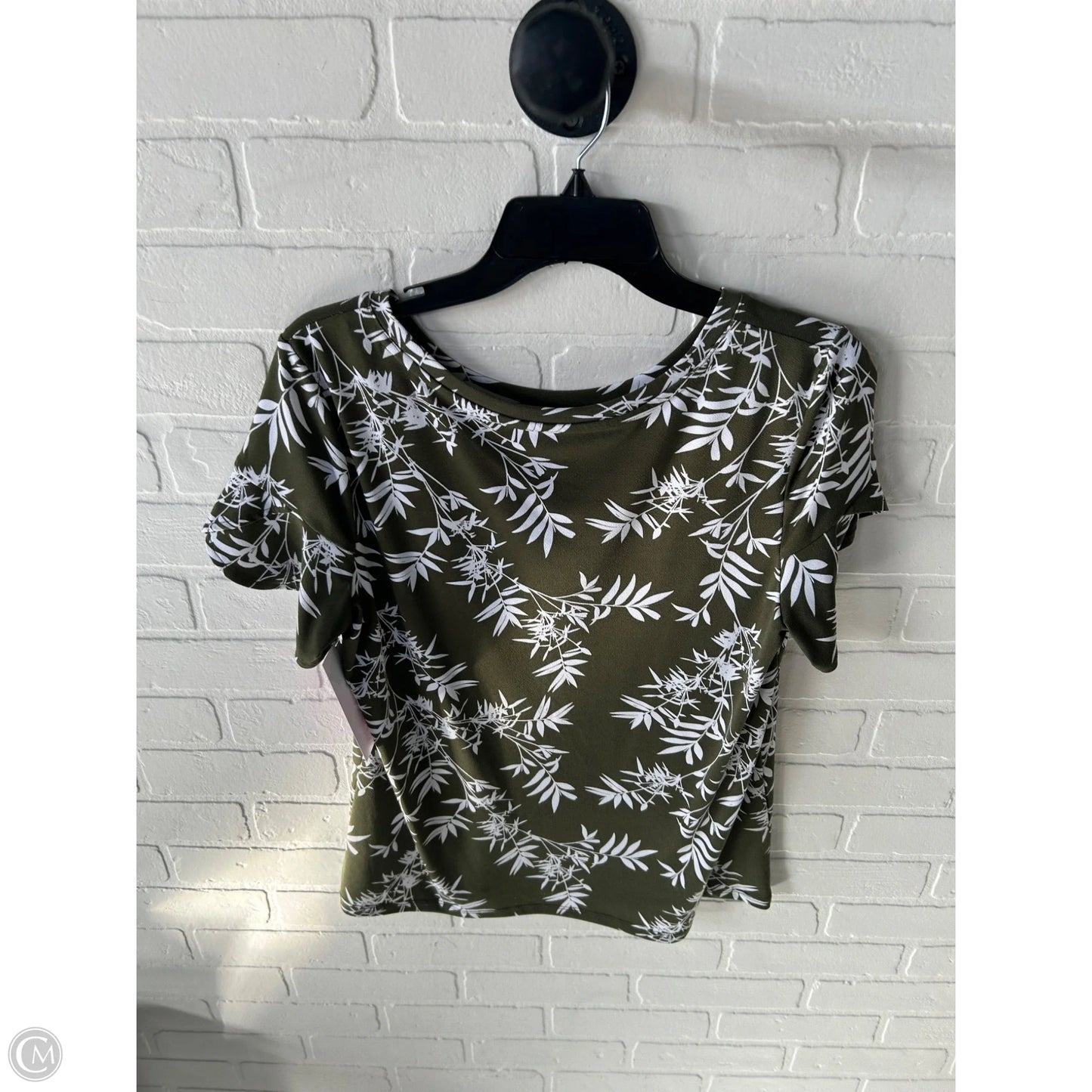 Top Short Sleeve By Worthington In Green & White, Size: S