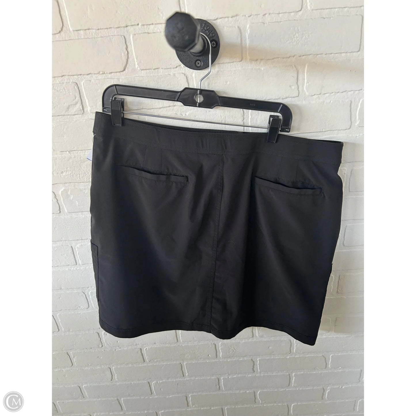 Athletic Skort By Zenergy By Chicos In Black, Size: 16