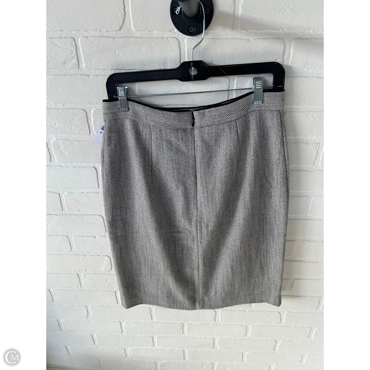 Skirt Mini & Short By H&m In Black & White, Size: 8