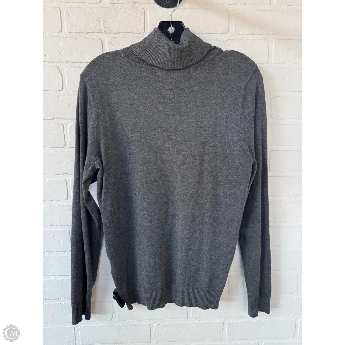 Sweater By Calvin Klein In Grey, Size: M