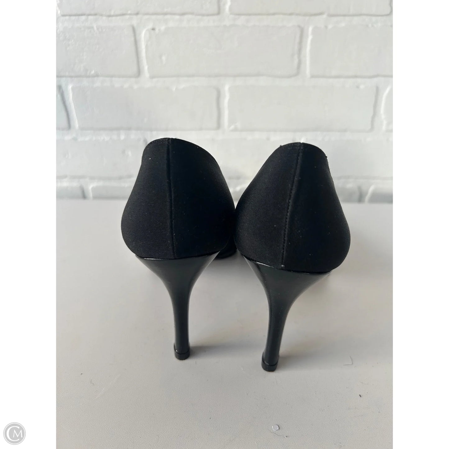 Shoes Designer By Stuart Weitzman In Black, Size: 9