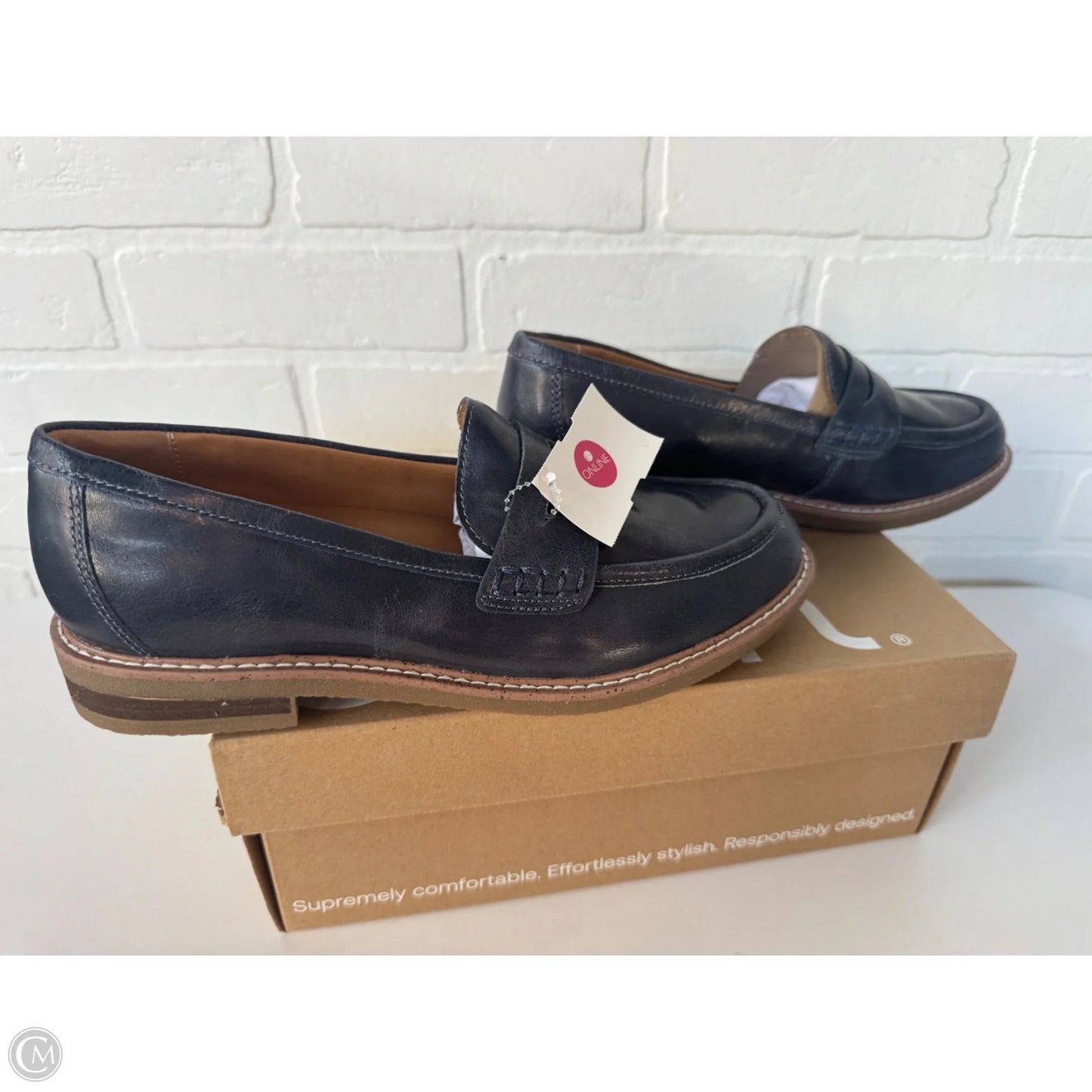 Sandals Flats By Earth In Blue, Size: 8