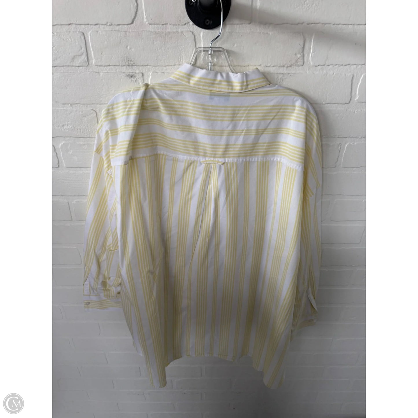 Top Long Sleeve By Old Navy In White & Yellow, Size: Xxl