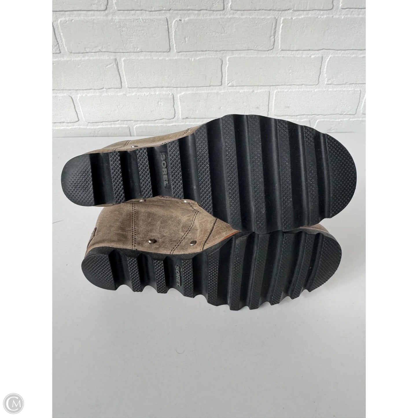 Boots Ankle Heels By Sorel In Grey, Size: 7.5