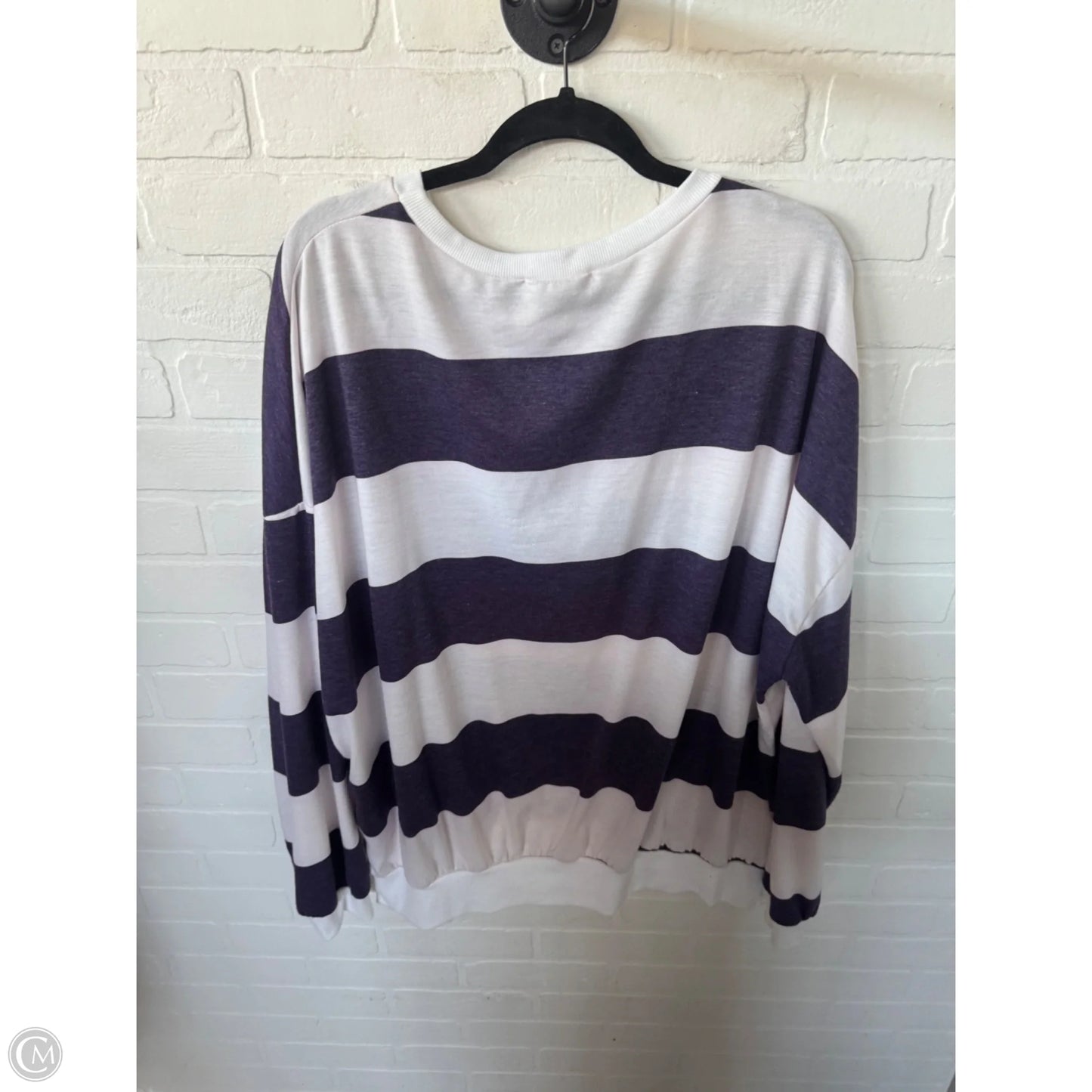Sweatshirt Crewneck By Fantastic Fawn In Purple & White, Size: L