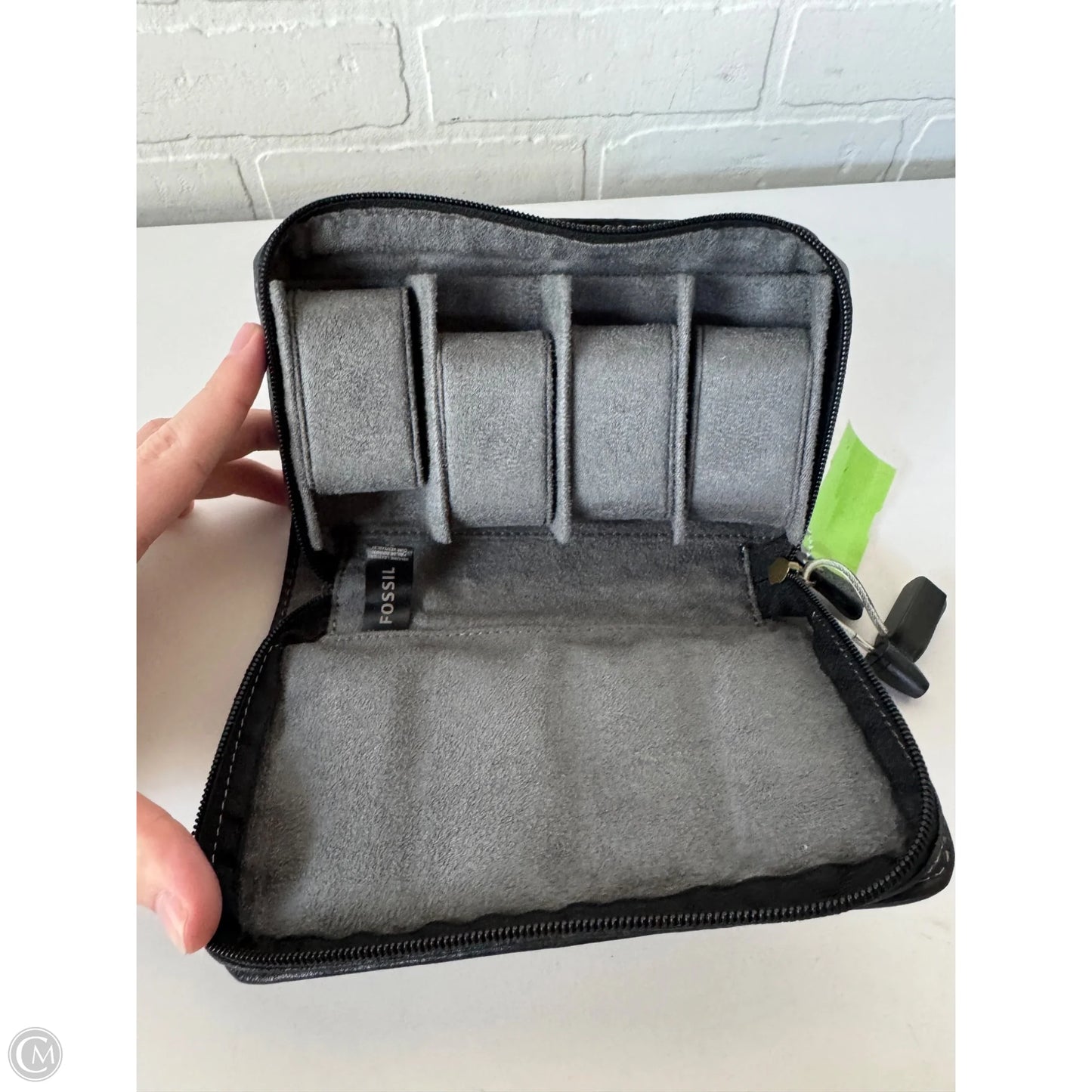 Jewelry Case By Fossil, Size: Medium