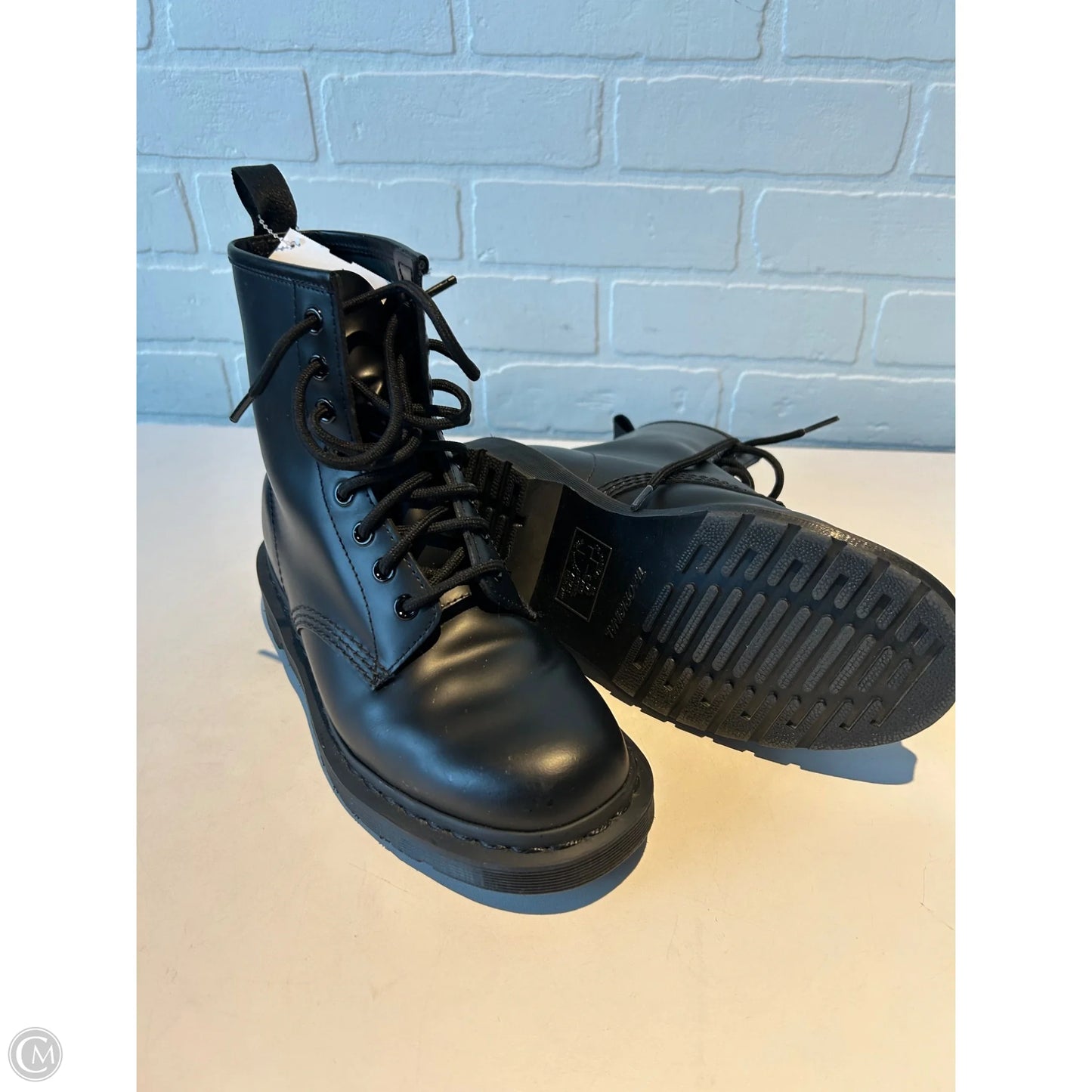 Boots Ankle Flats By Dr Martens In Black, Size: 7