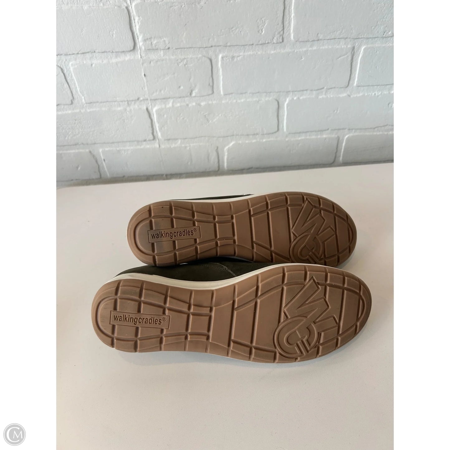 Shoes Flats By Clothes Mentor In Green, Size: 8