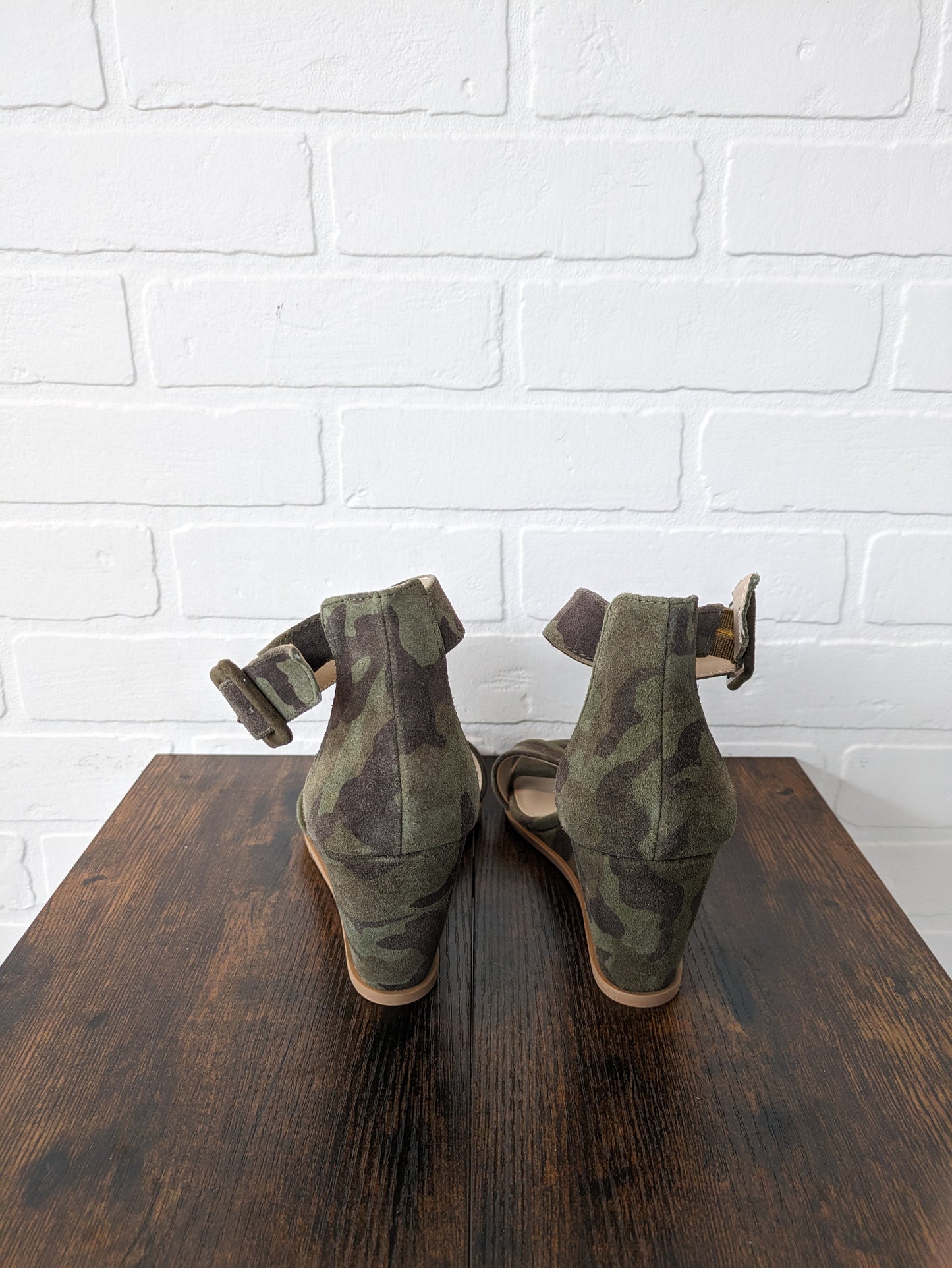 Sandals Heels Wedge By Seychelles Size: 9.5
