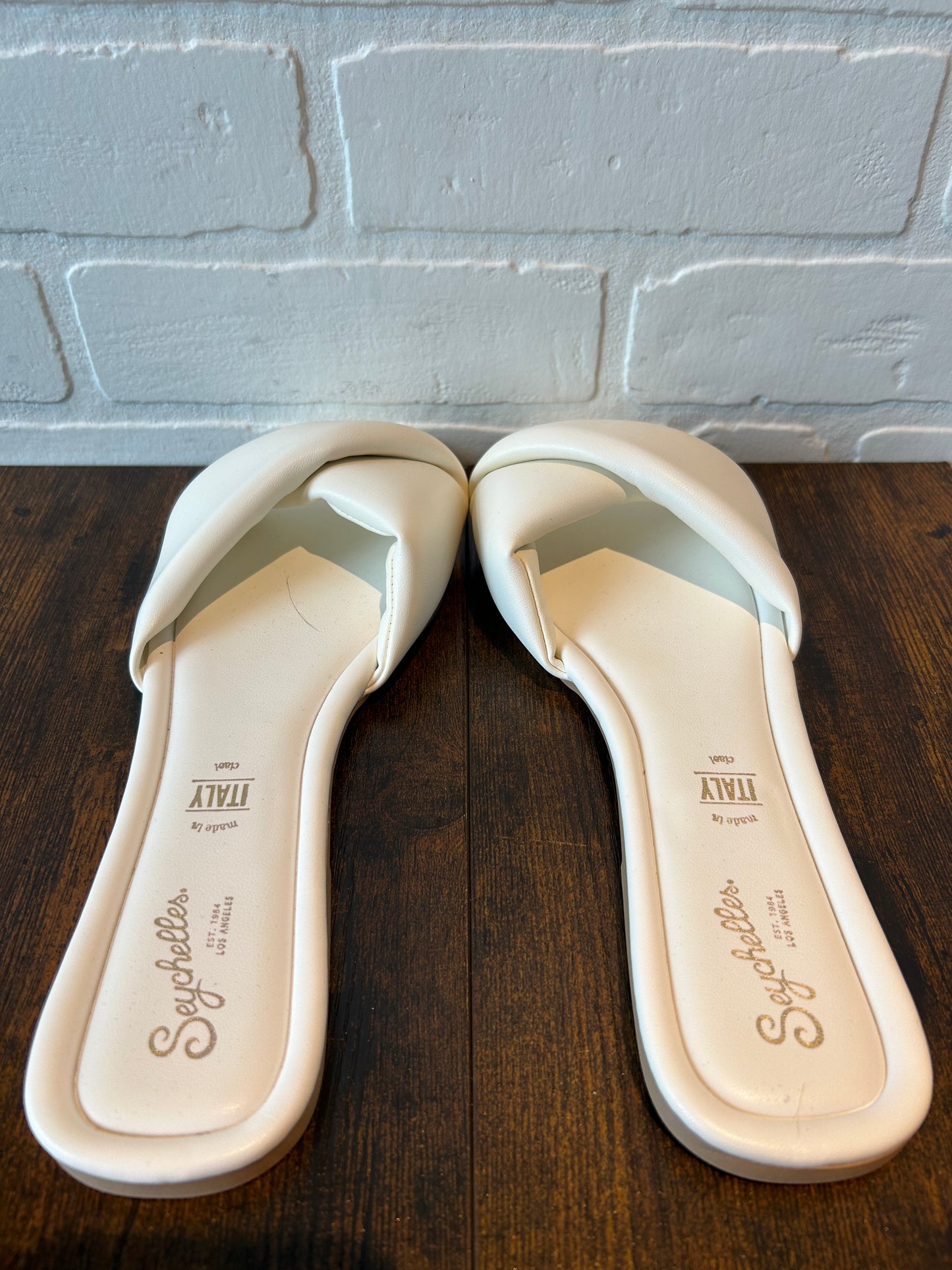 Sandals Flats By Seychelles Size: 11