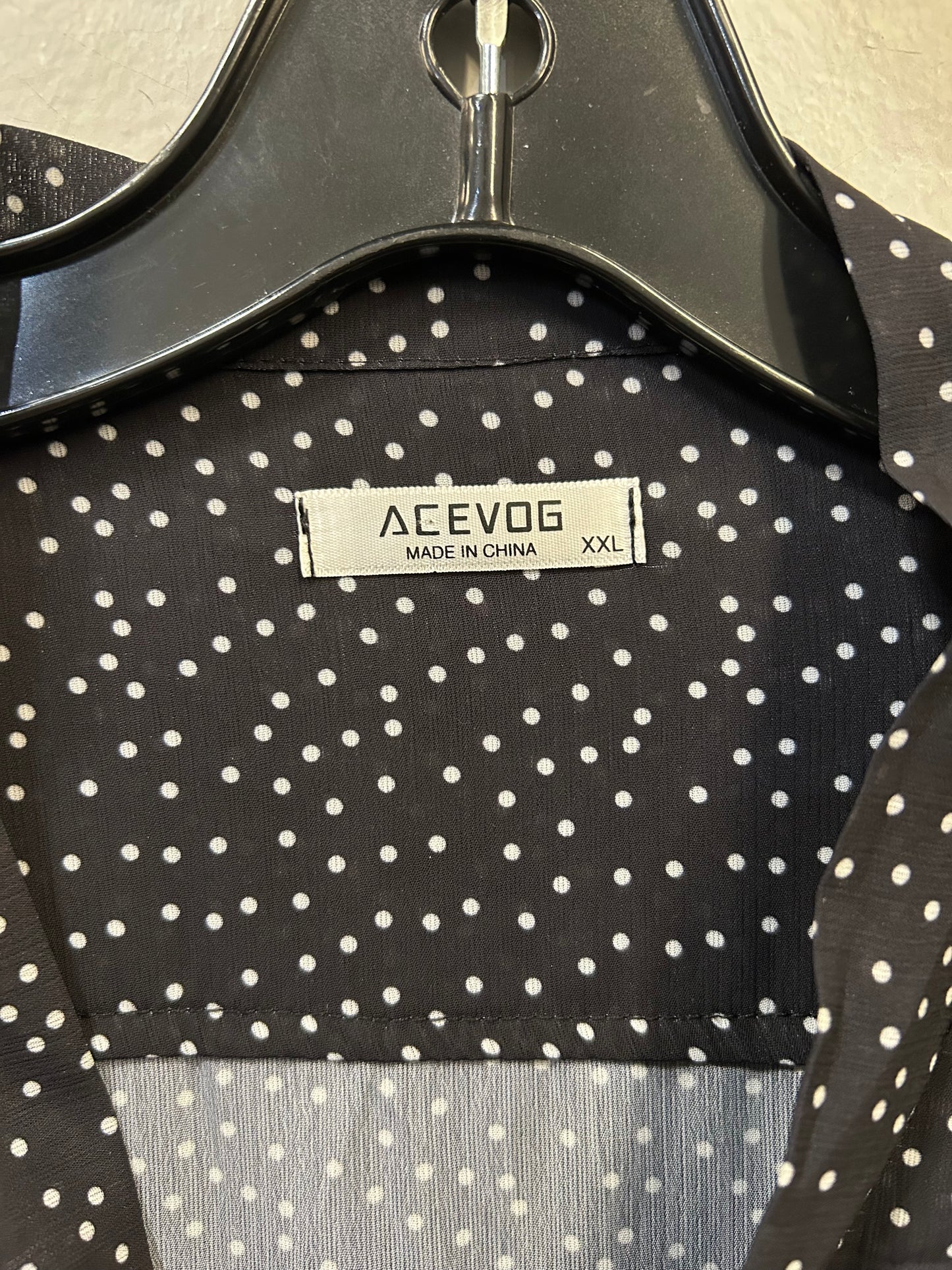 Top Long Sleeve By acevog In Black & White, Size: Xxl